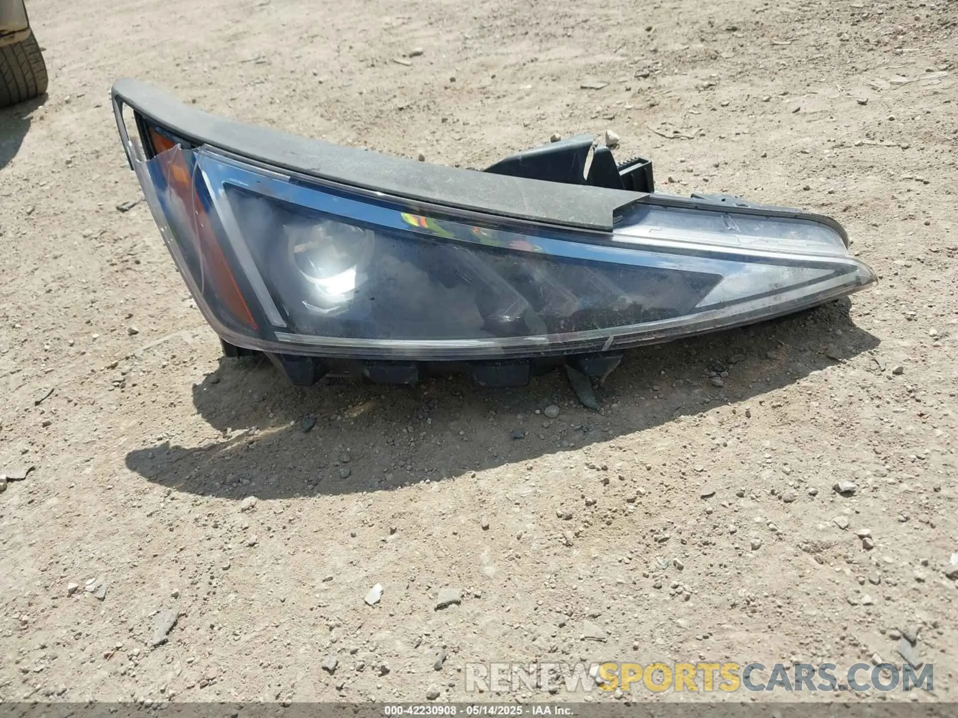 11 Photograph of a damaged car KMHD74LF8KU868713 HYUNDAI ELANTRA 2019