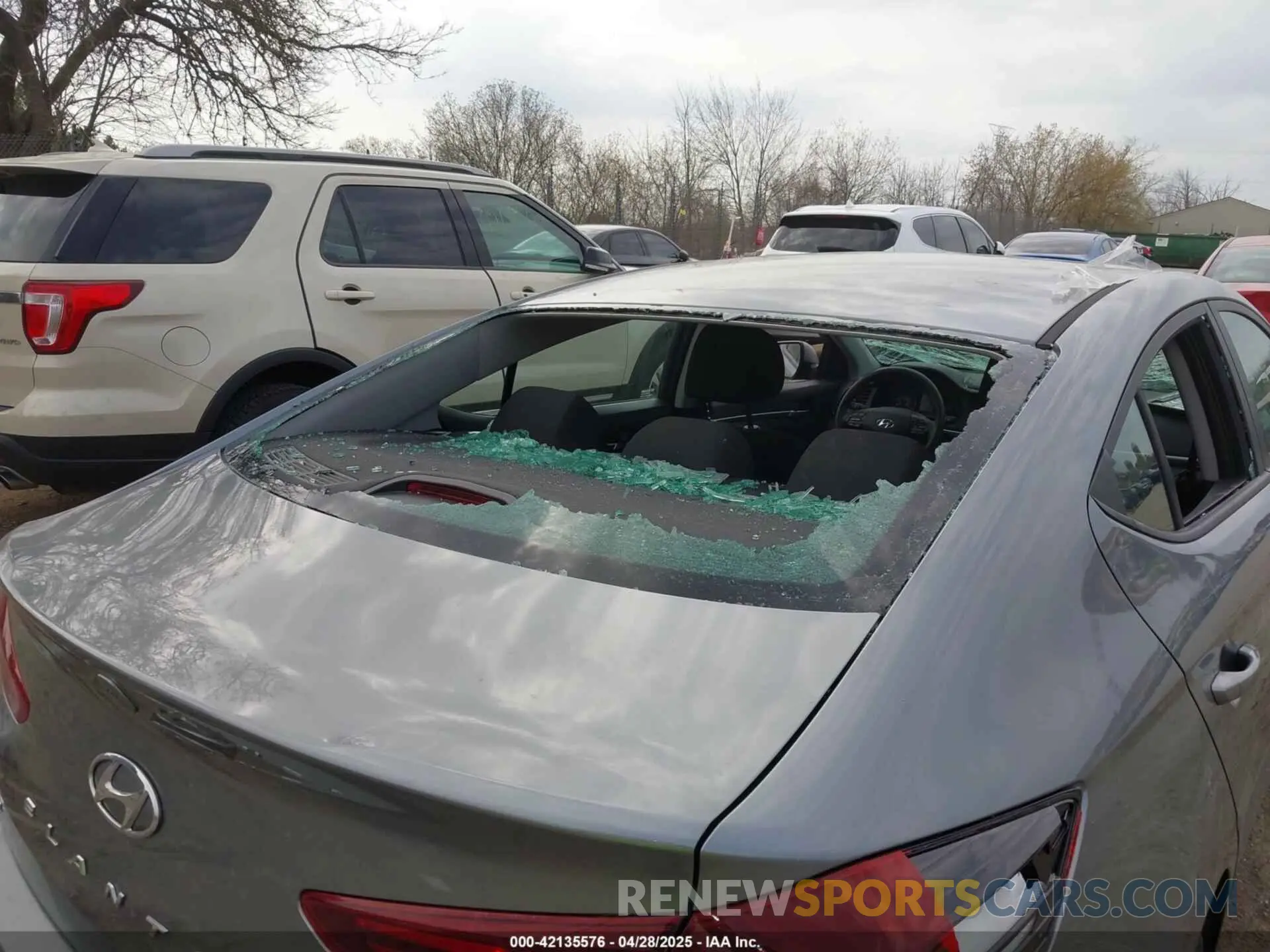 20 Photograph of a damaged car KMHD74LF9KU777191 HYUNDAI ELANTRA 2019