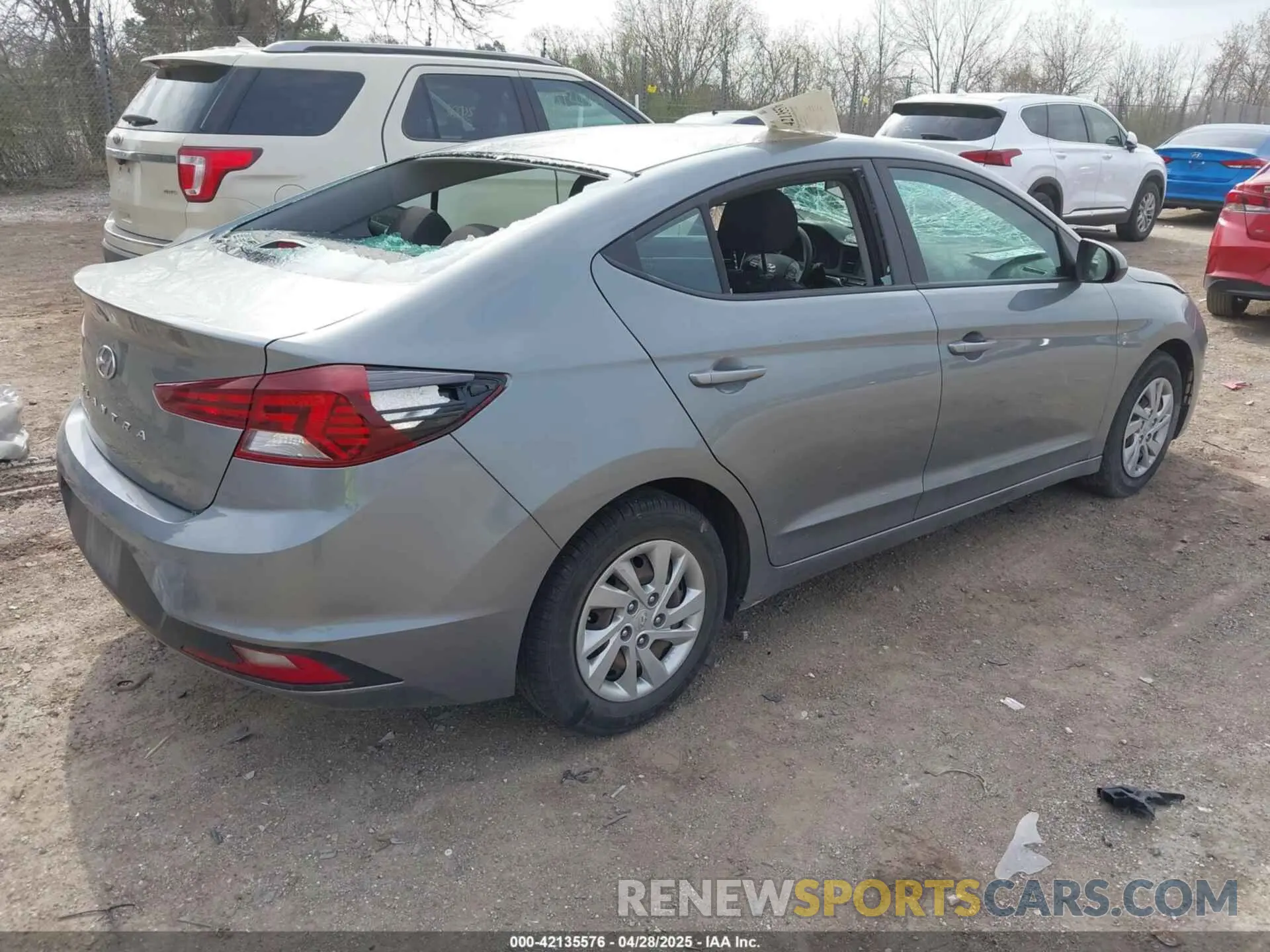 4 Photograph of a damaged car KMHD74LF9KU777191 HYUNDAI ELANTRA 2019