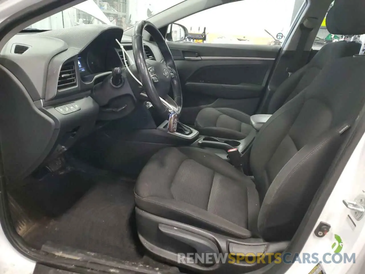 7 Photograph of a damaged car KMHD84LF0KU764147 HYUNDAI ELANTRA 2019
