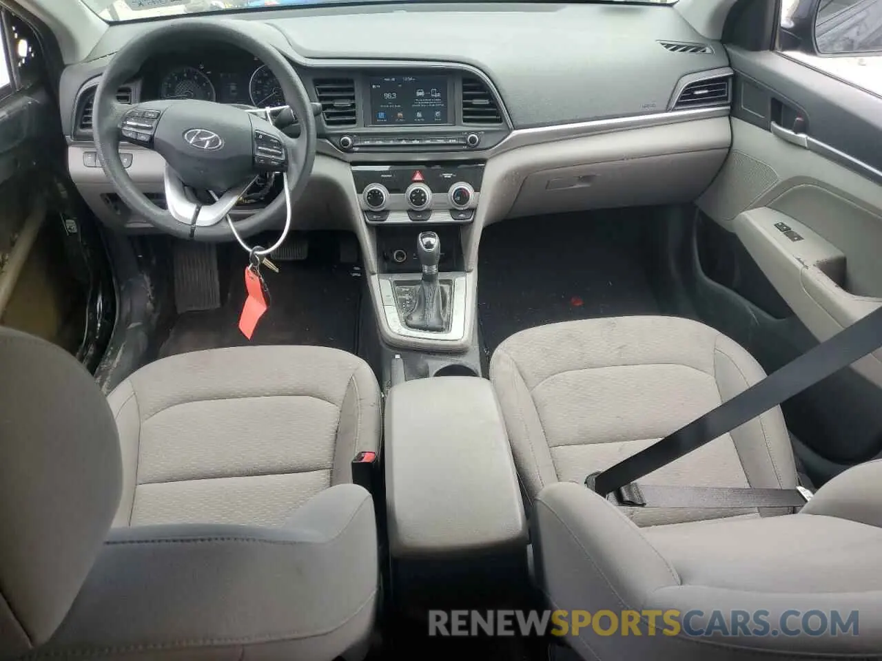8 Photograph of a damaged car KMHD84LF0KU779361 HYUNDAI ELANTRA 2019