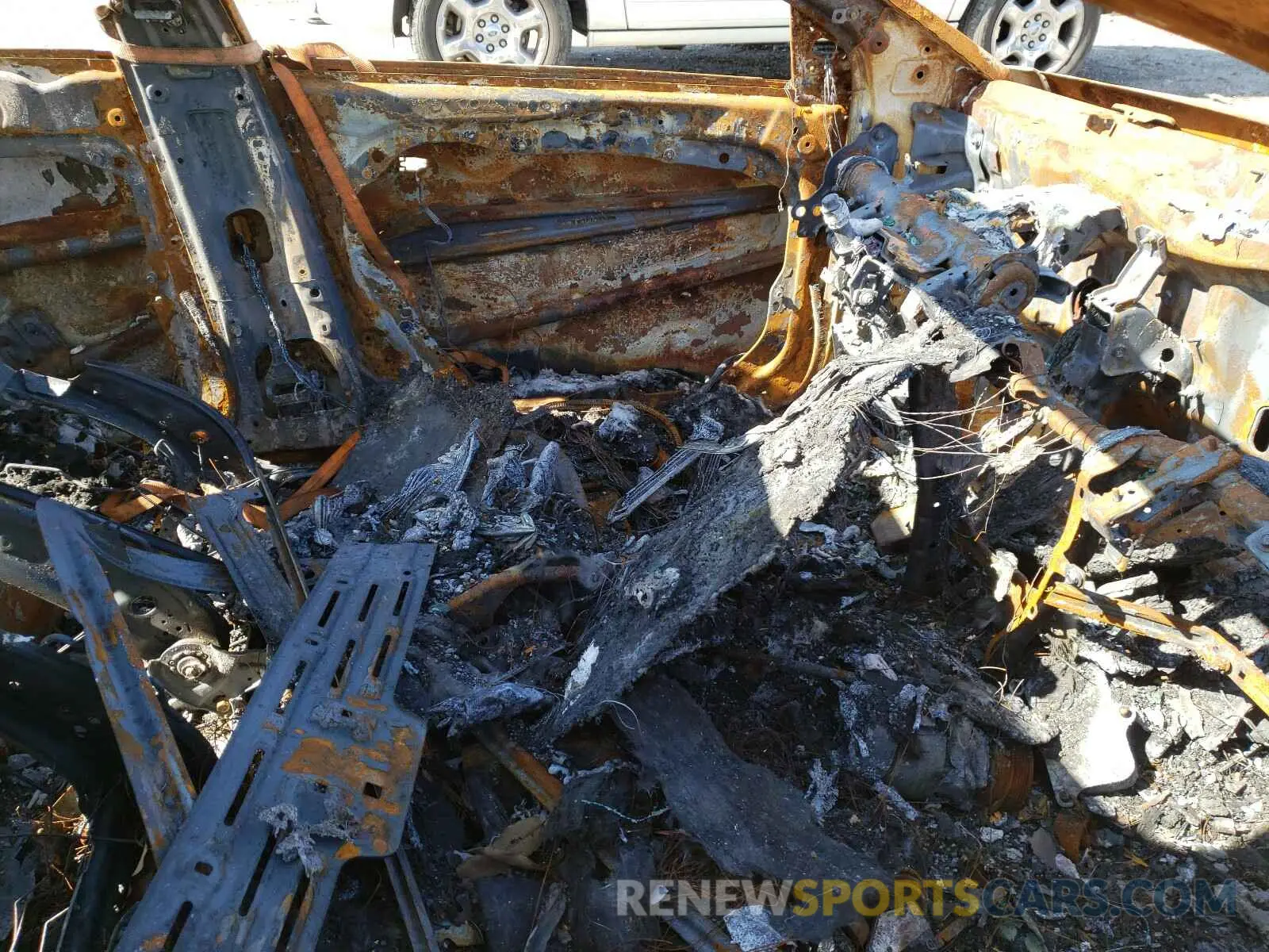 5 Photograph of a damaged car KMHD84LF0KU812911 HYUNDAI ELANTRA 2019