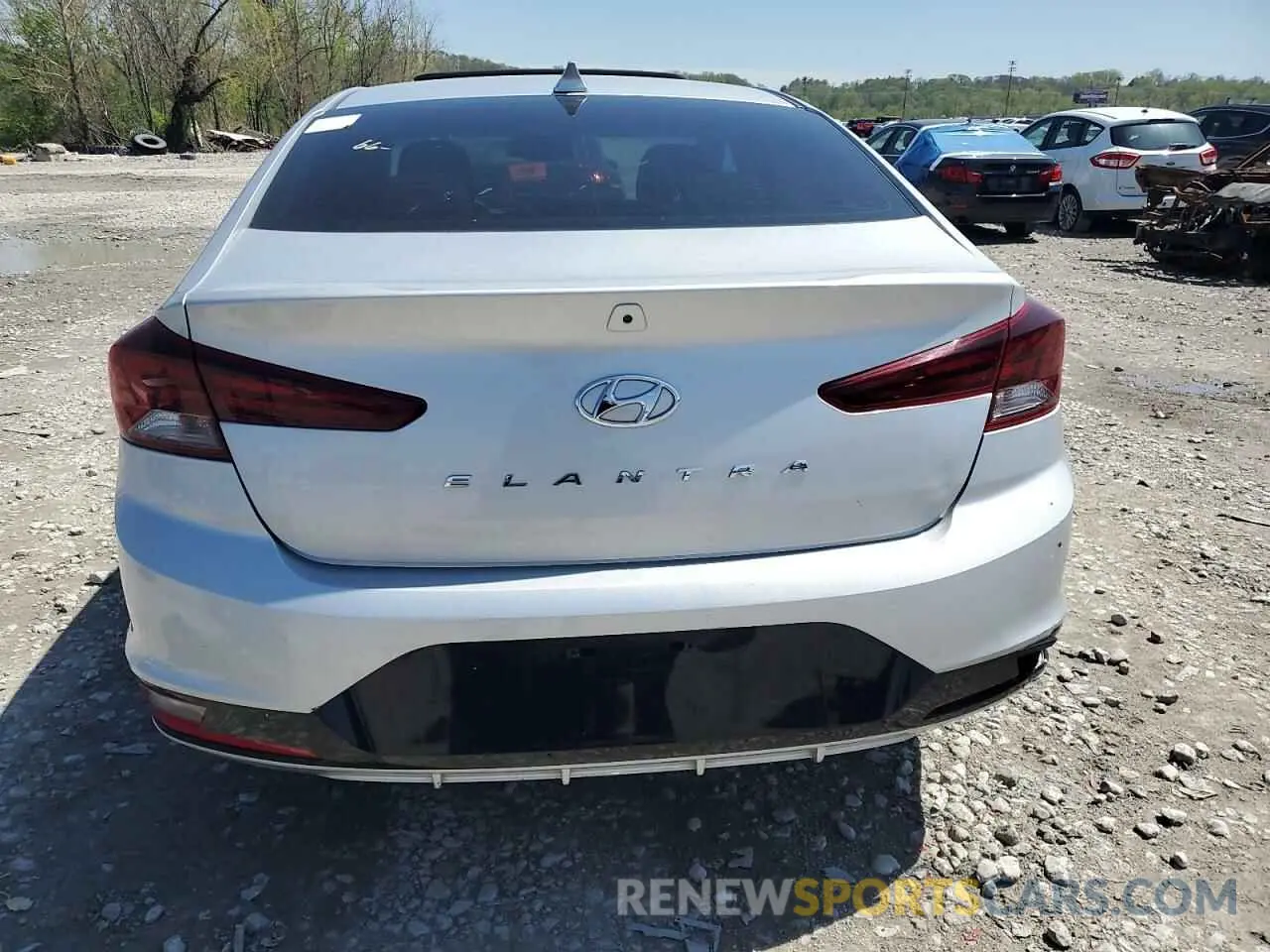 6 Photograph of a damaged car KMHD84LF0KU814819 HYUNDAI ELANTRA 2019