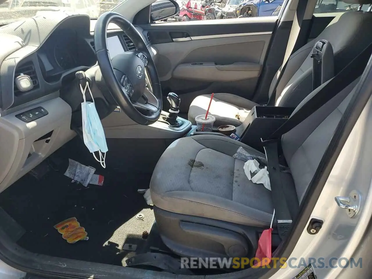 7 Photograph of a damaged car KMHD84LF0KU814819 HYUNDAI ELANTRA 2019