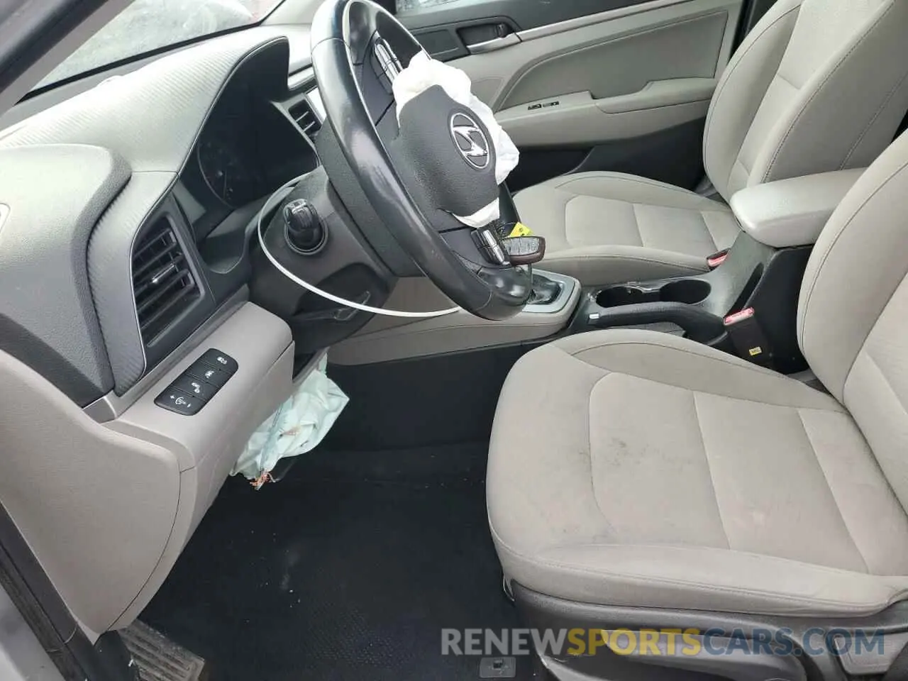 7 Photograph of a damaged car KMHD84LF0KU887334 HYUNDAI ELANTRA 2019