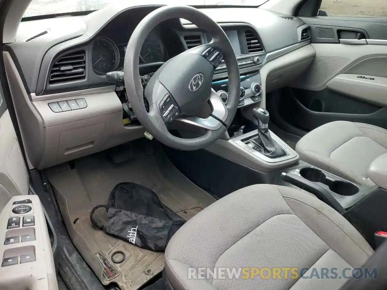 8 Photograph of a damaged car KMHD84LF1KU745834 HYUNDAI ELANTRA 2019