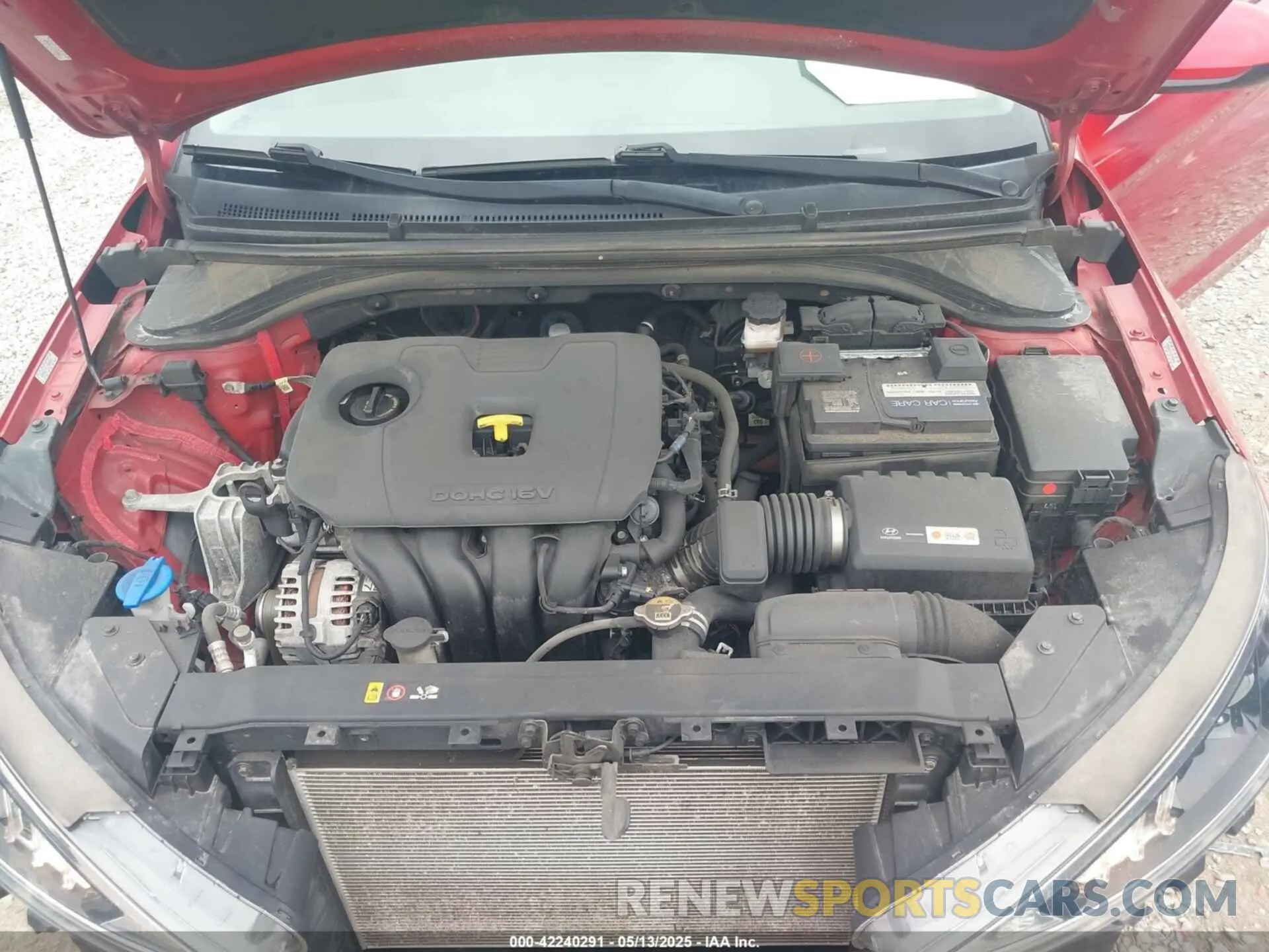 10 Photograph of a damaged car KMHD84LF1KU763668 HYUNDAI ELANTRA 2019