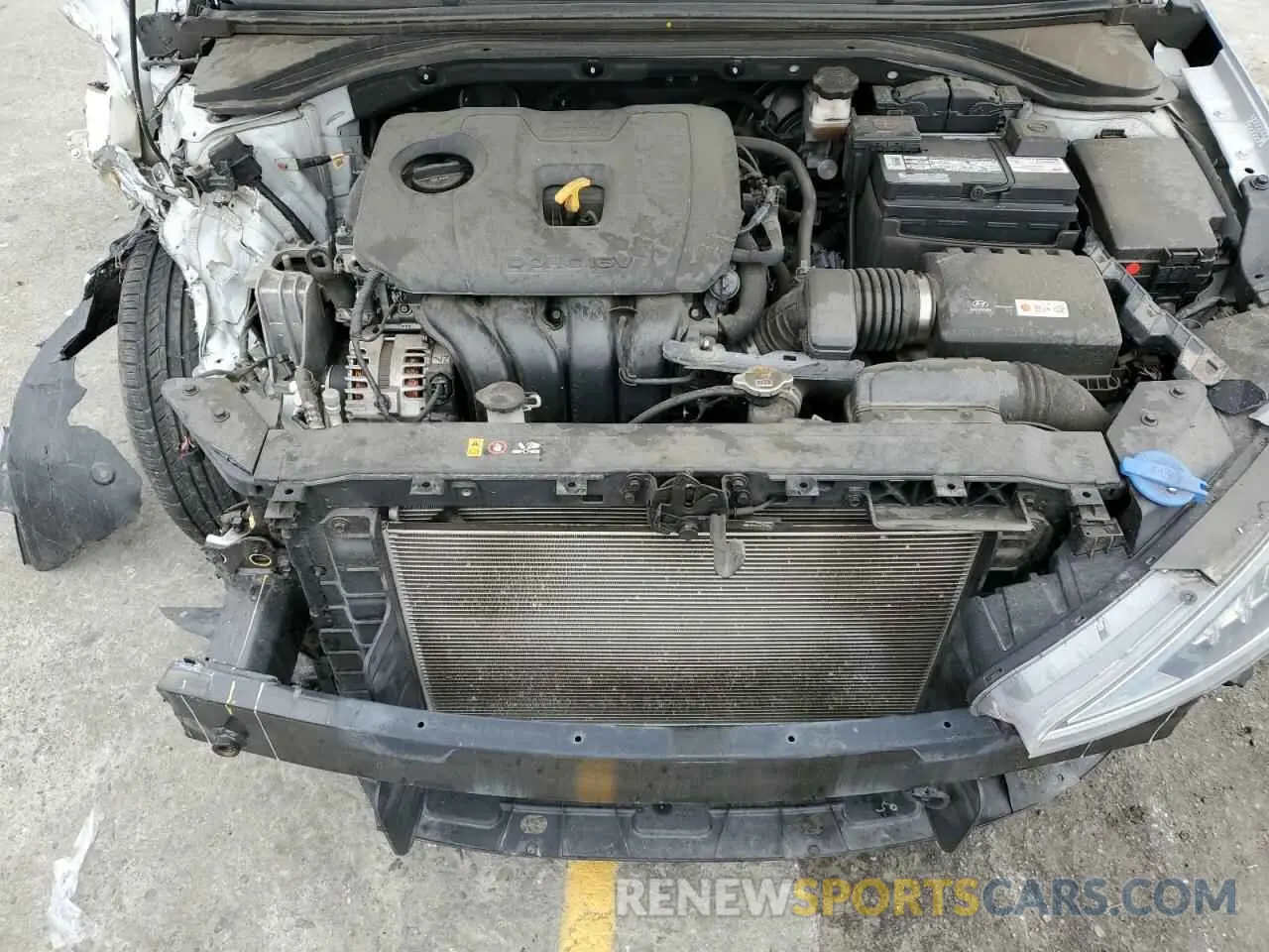 11 Photograph of a damaged car KMHD84LF1KU783144 HYUNDAI ELANTRA 2019