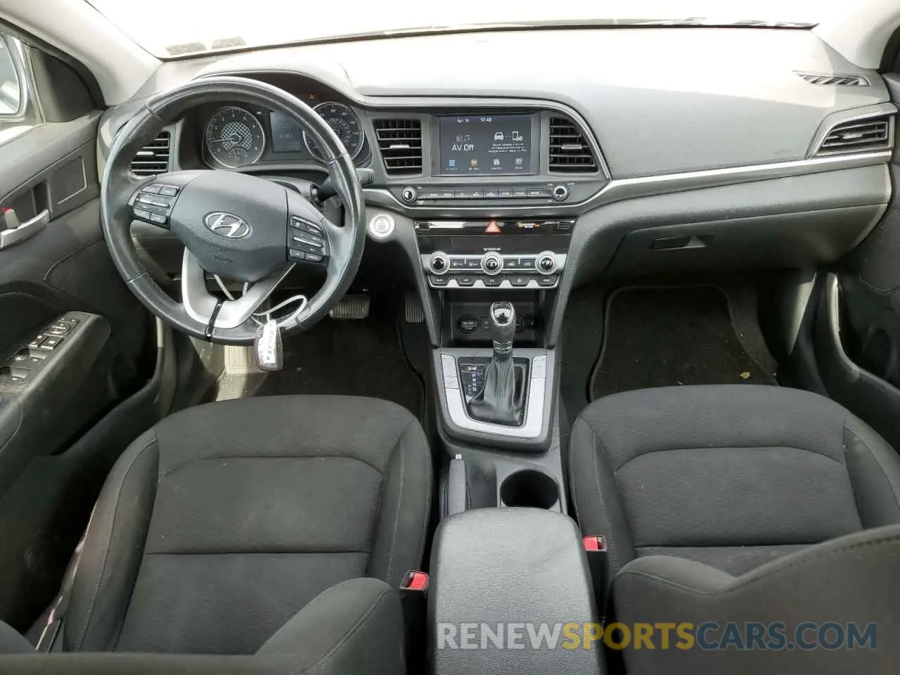 8 Photograph of a damaged car KMHD84LF1KU786996 HYUNDAI ELANTRA 2019