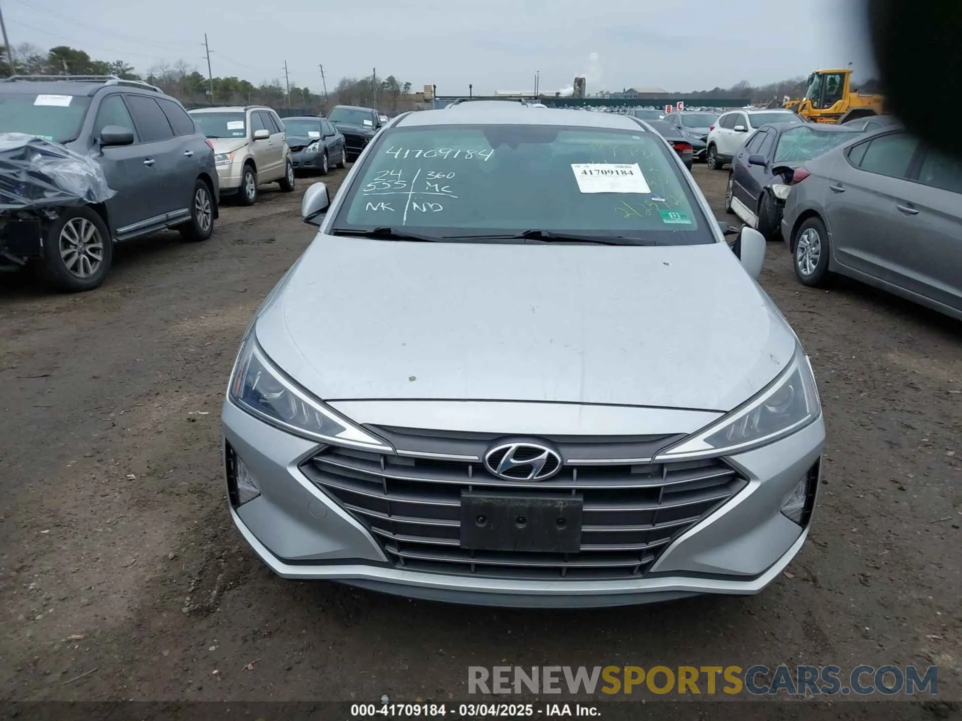 11 Photograph of a damaged car KMHD84LF1KU792720 HYUNDAI ELANTRA 2019