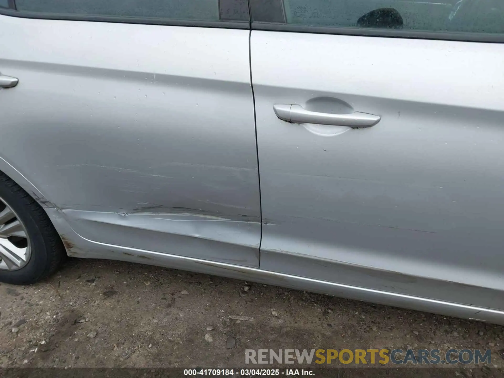 6 Photograph of a damaged car KMHD84LF1KU792720 HYUNDAI ELANTRA 2019