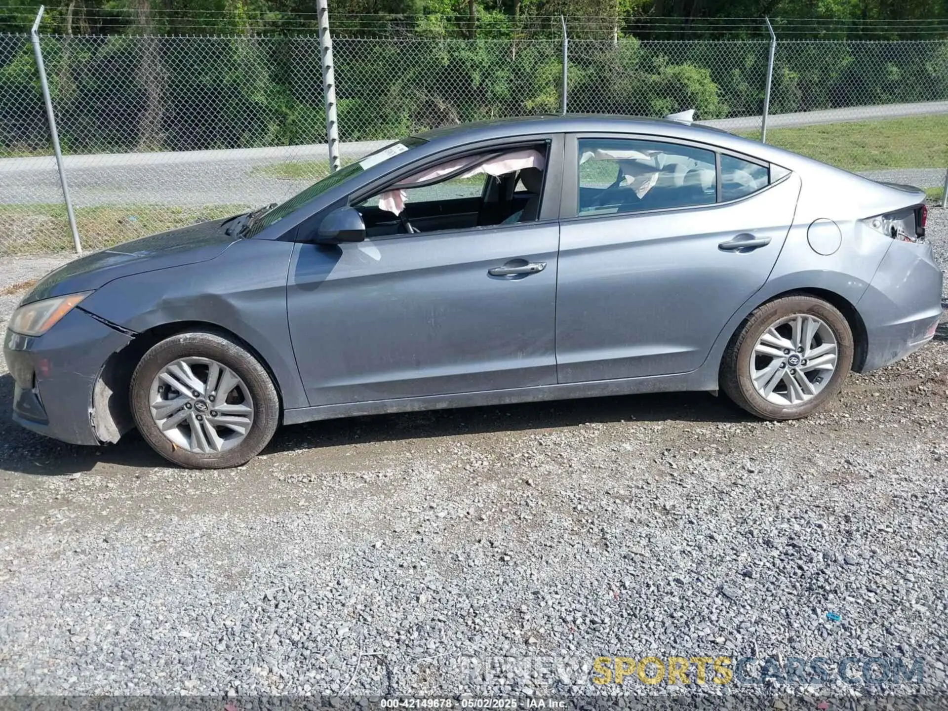 14 Photograph of a damaged car KMHD84LF1KU818927 HYUNDAI ELANTRA 2019