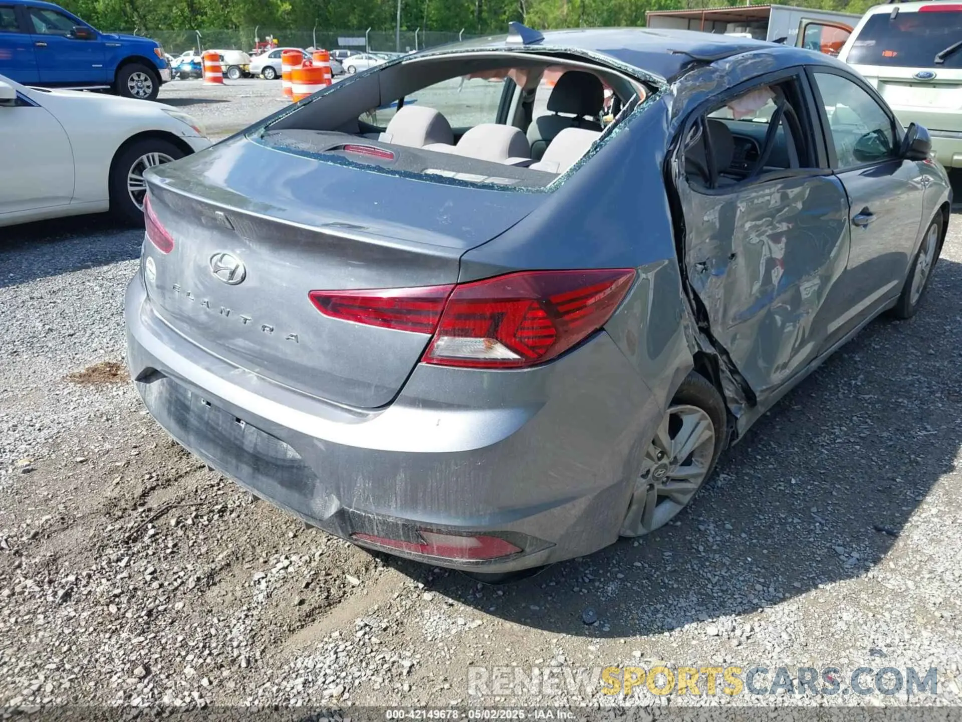 6 Photograph of a damaged car KMHD84LF1KU818927 HYUNDAI ELANTRA 2019