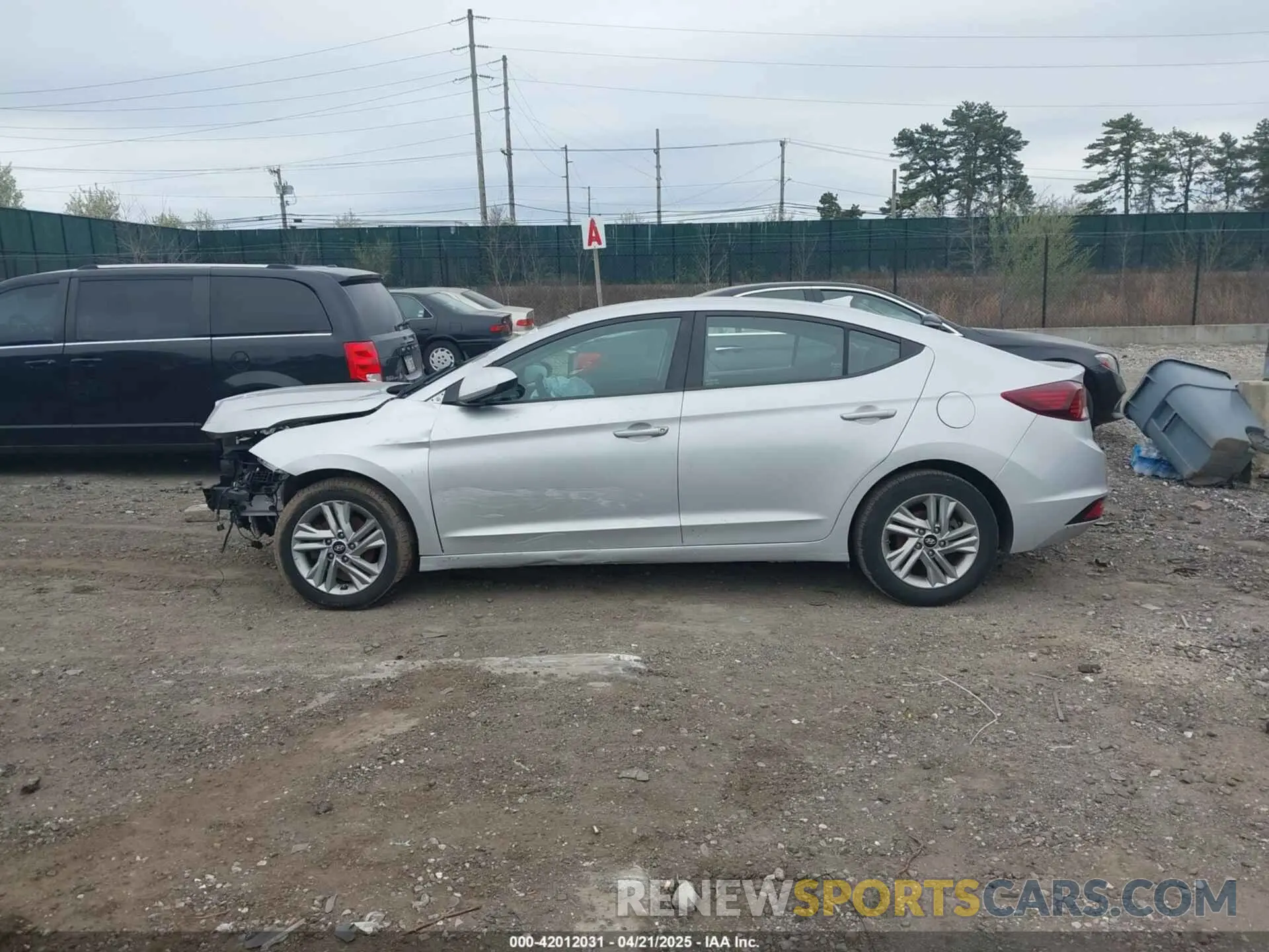 14 Photograph of a damaged car KMHD84LF1KU849501 HYUNDAI ELANTRA 2019