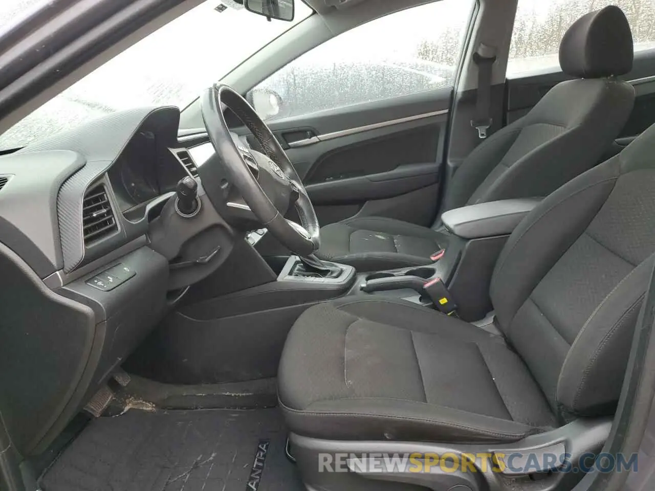 7 Photograph of a damaged car KMHD84LF1KU856464 HYUNDAI ELANTRA 2019