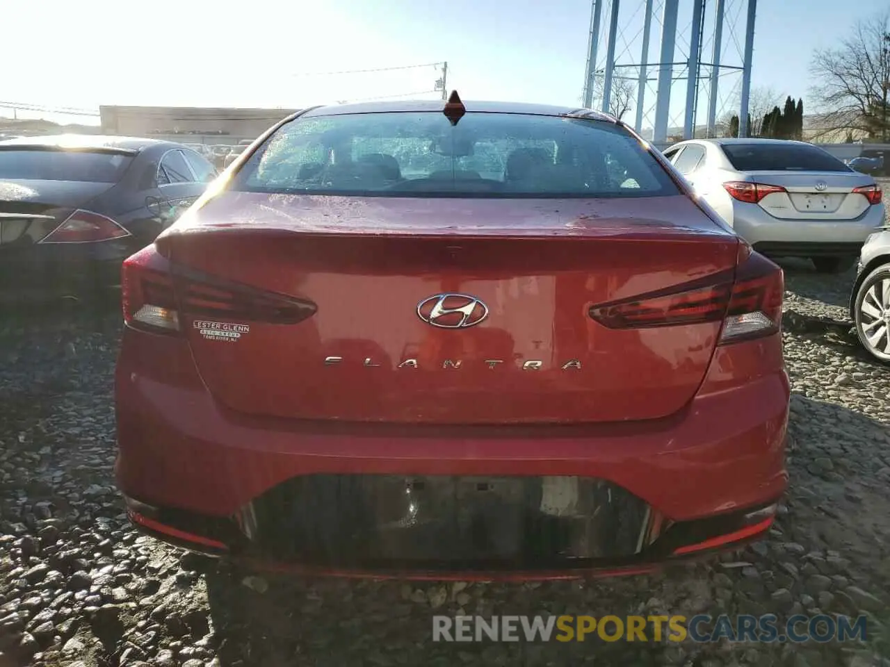 6 Photograph of a damaged car KMHD84LF1KU886757 HYUNDAI ELANTRA 2019