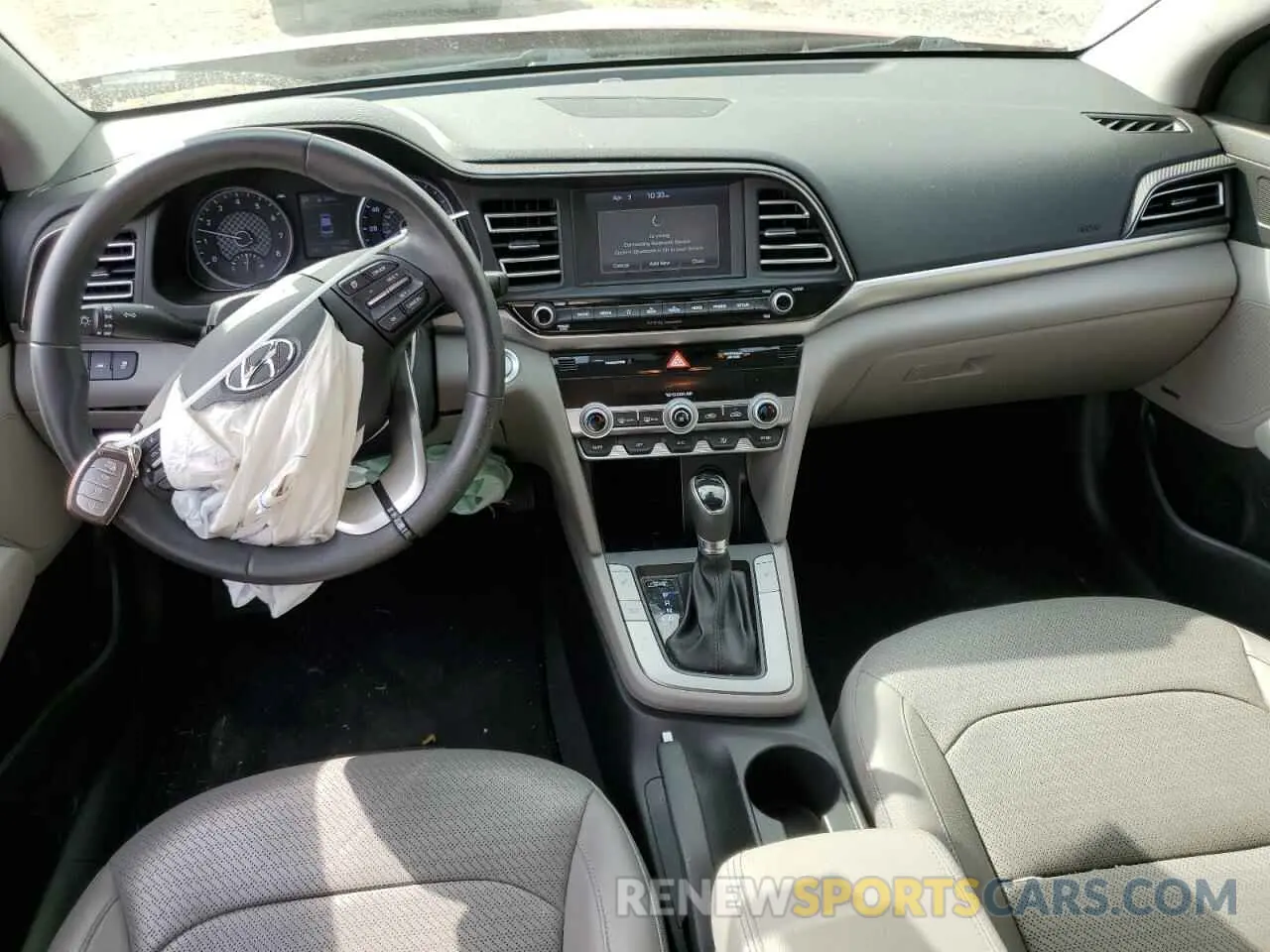 8 Photograph of a damaged car KMHD84LF2KU793584 HYUNDAI ELANTRA 2019