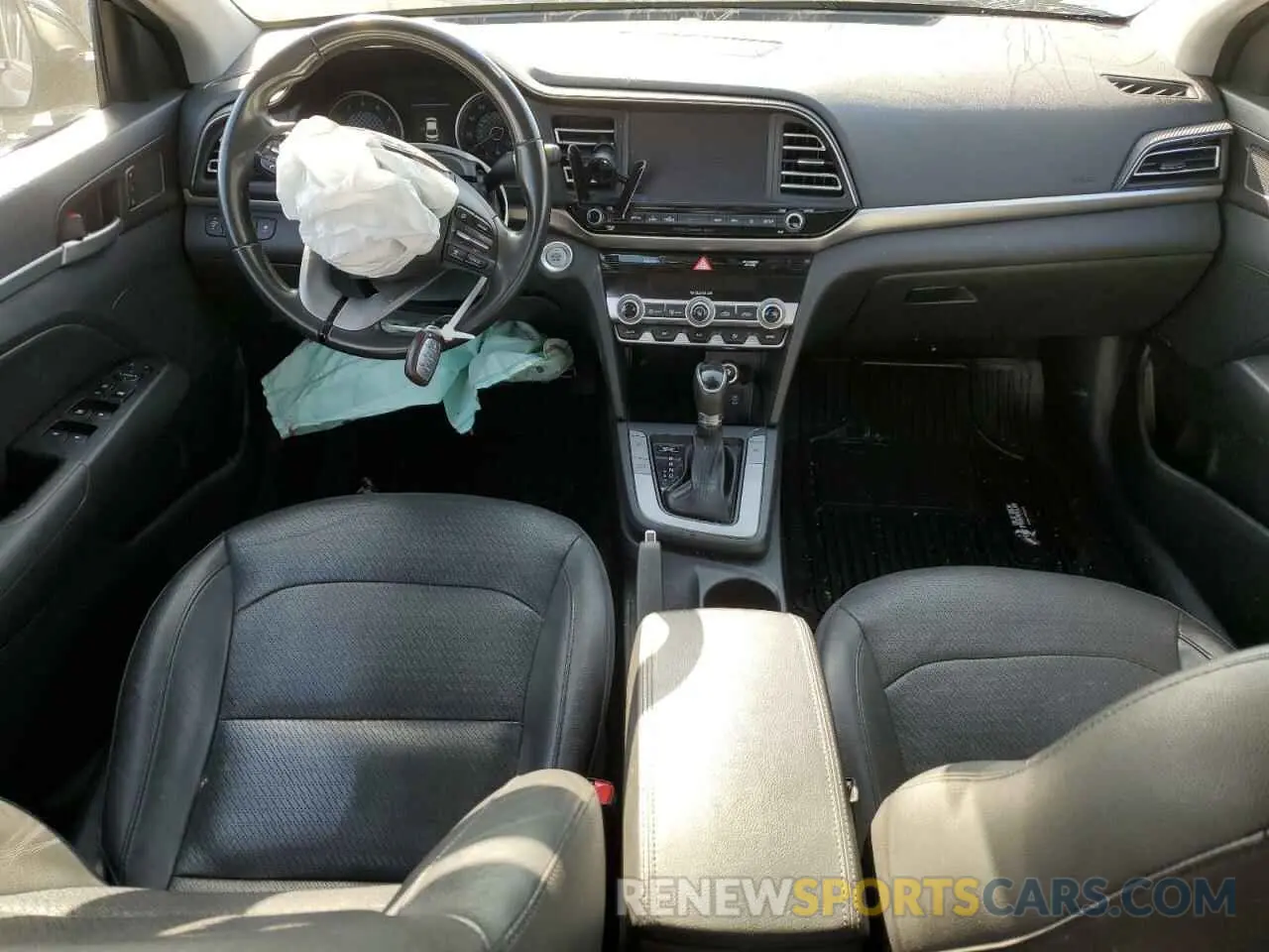 8 Photograph of a damaged car KMHD84LF2KU805913 HYUNDAI ELANTRA 2019