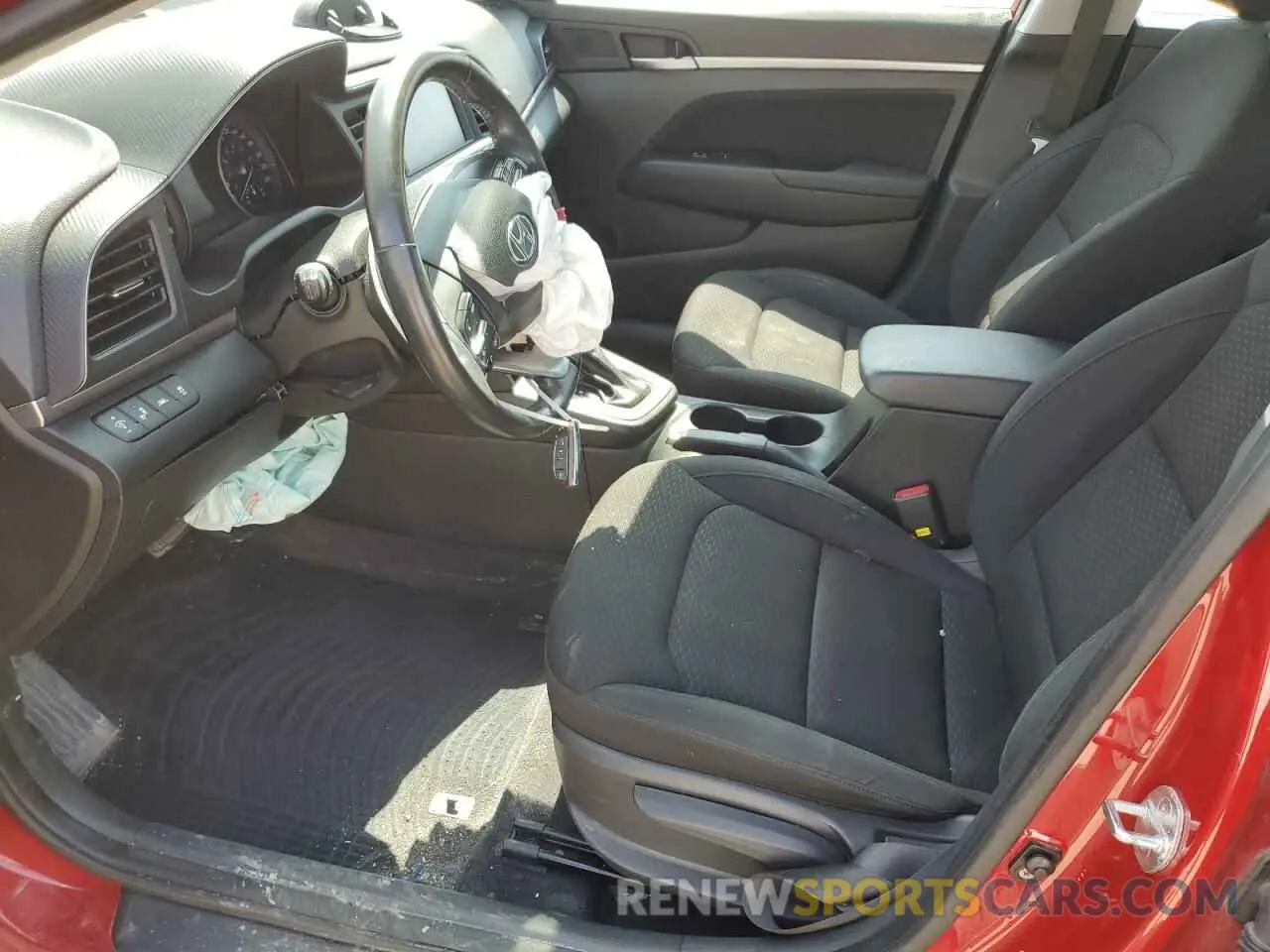7 Photograph of a damaged car KMHD84LF2KU874715 HYUNDAI ELANTRA 2019