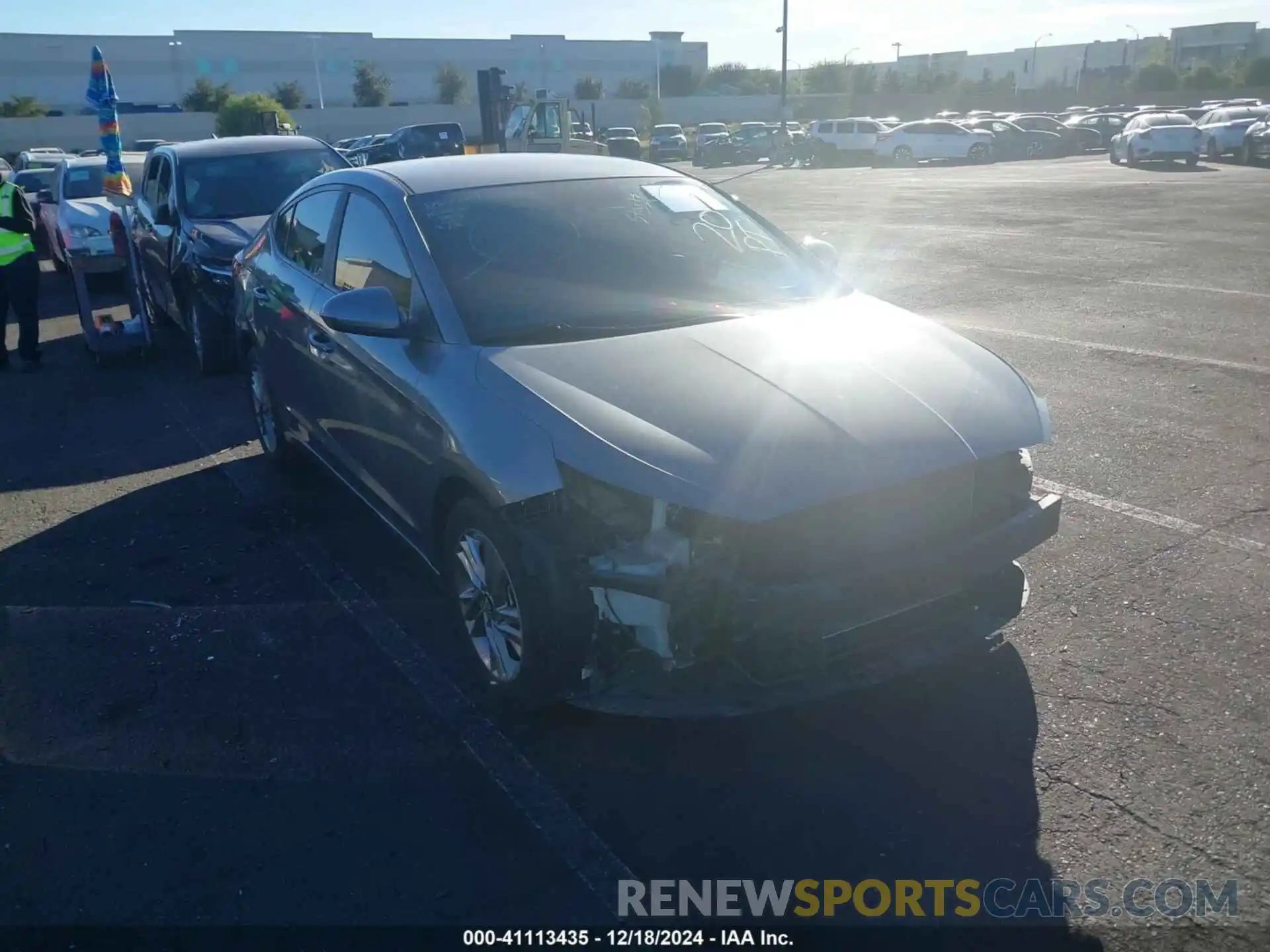 13 Photograph of a damaged car KMHD84LF3KU757225 HYUNDAI ELANTRA 2019