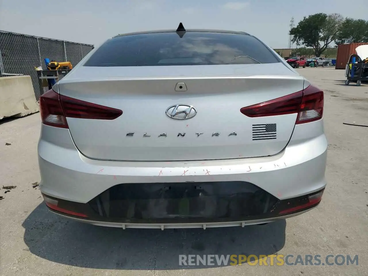 6 Photograph of a damaged car KMHD84LF3KU759136 HYUNDAI ELANTRA 2019