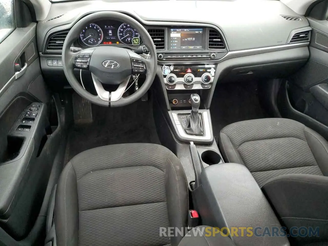 8 Photograph of a damaged car KMHD84LF3KU759198 HYUNDAI ELANTRA 2019