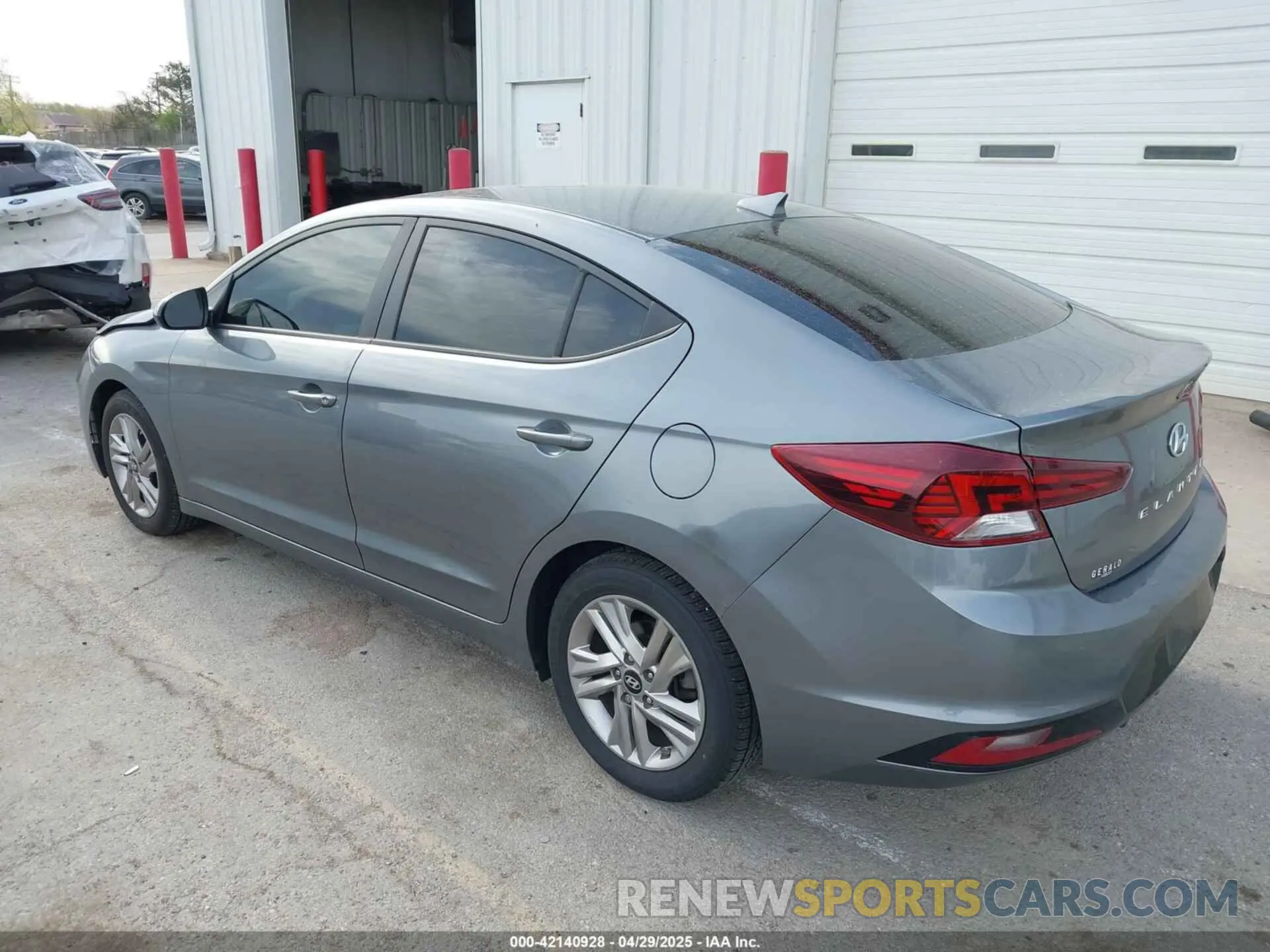 3 Photograph of a damaged car KMHD84LF3KU761288 HYUNDAI ELANTRA 2019