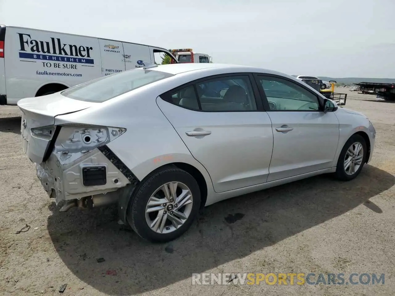 3 Photograph of a damaged car KMHD84LF3KU762909 HYUNDAI ELANTRA 2019