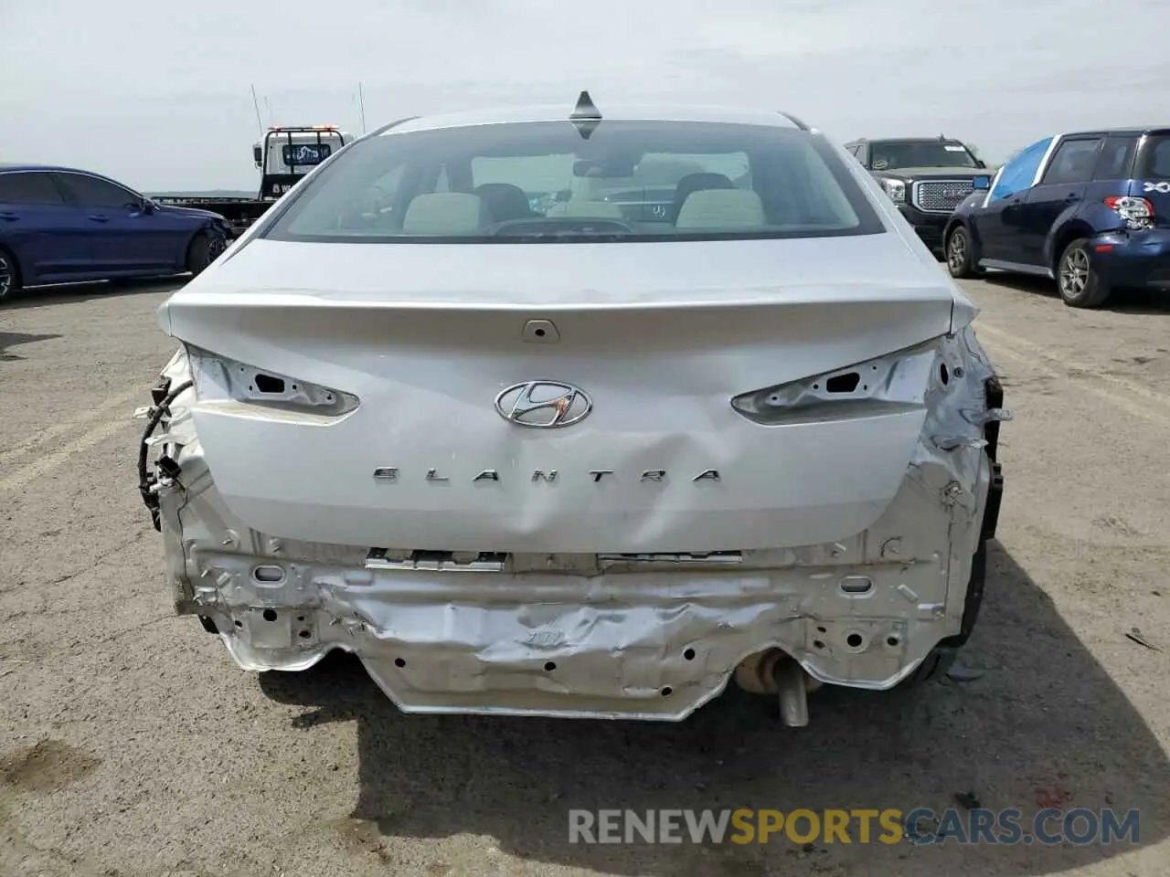 6 Photograph of a damaged car KMHD84LF3KU762909 HYUNDAI ELANTRA 2019