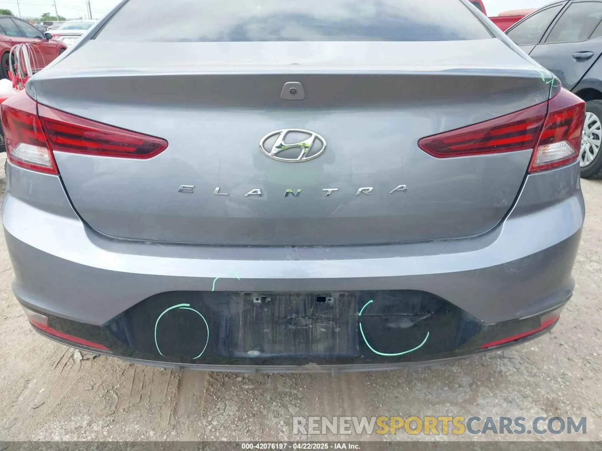 19 Photograph of a damaged car KMHD84LF3KU772775 HYUNDAI ELANTRA 2019