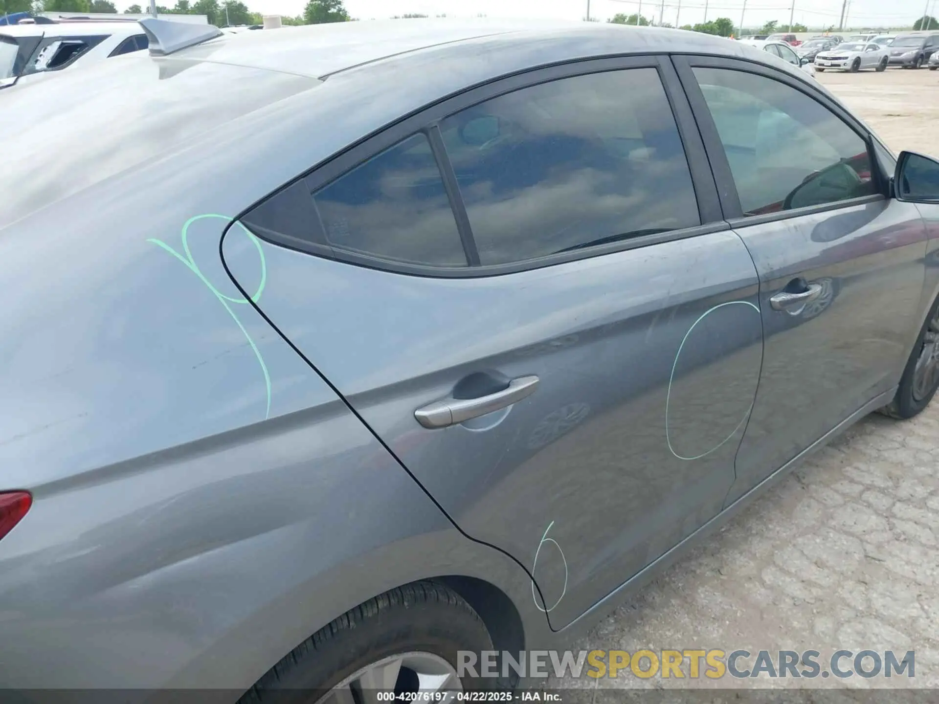 20 Photograph of a damaged car KMHD84LF3KU772775 HYUNDAI ELANTRA 2019