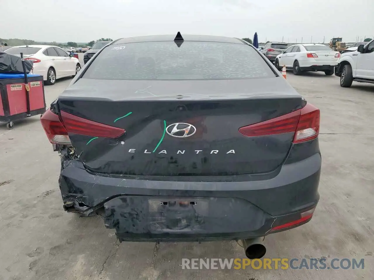 6 Photograph of a damaged car KMHD84LF3KU784134 HYUNDAI ELANTRA 2019