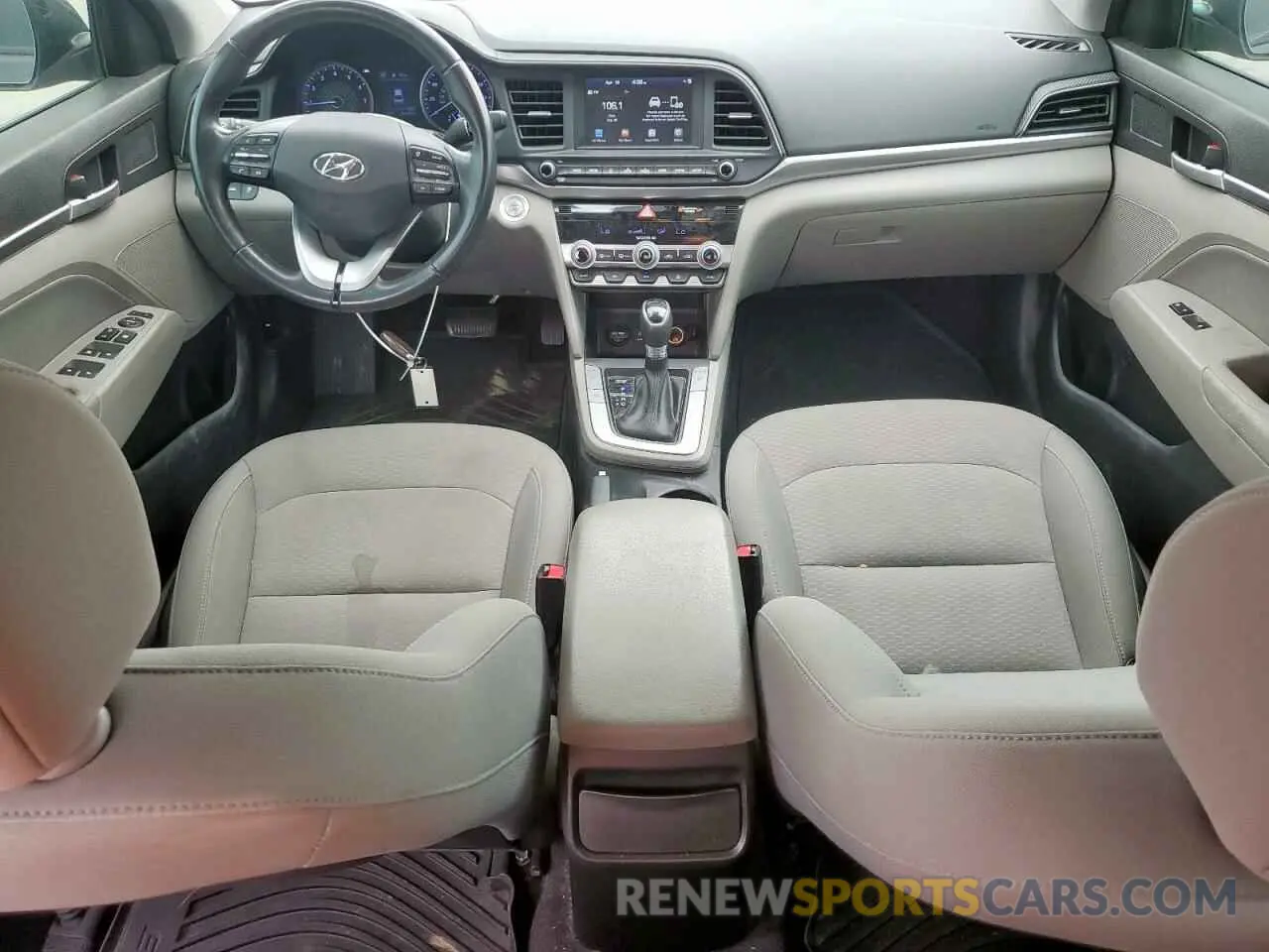8 Photograph of a damaged car KMHD84LF3KU784134 HYUNDAI ELANTRA 2019