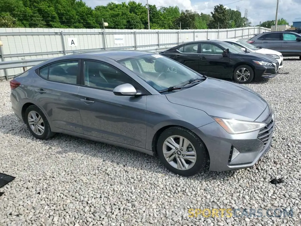 4 Photograph of a damaged car KMHD84LF3KU845921 HYUNDAI ELANTRA 2019