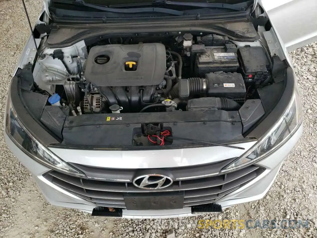 11 Photograph of a damaged car KMHD84LF4KU755063 HYUNDAI ELANTRA 2019