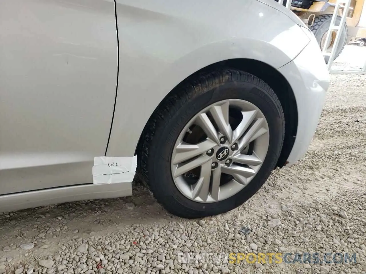 12 Photograph of a damaged car KMHD84LF4KU755063 HYUNDAI ELANTRA 2019