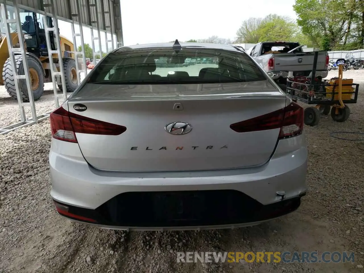6 Photograph of a damaged car KMHD84LF4KU755063 HYUNDAI ELANTRA 2019