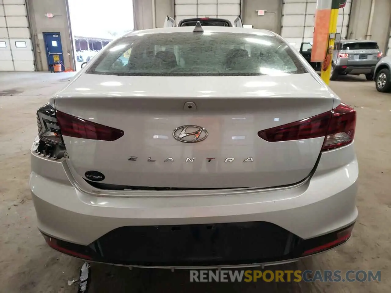 6 Photograph of a damaged car KMHD84LF4KU769786 HYUNDAI ELANTRA 2019