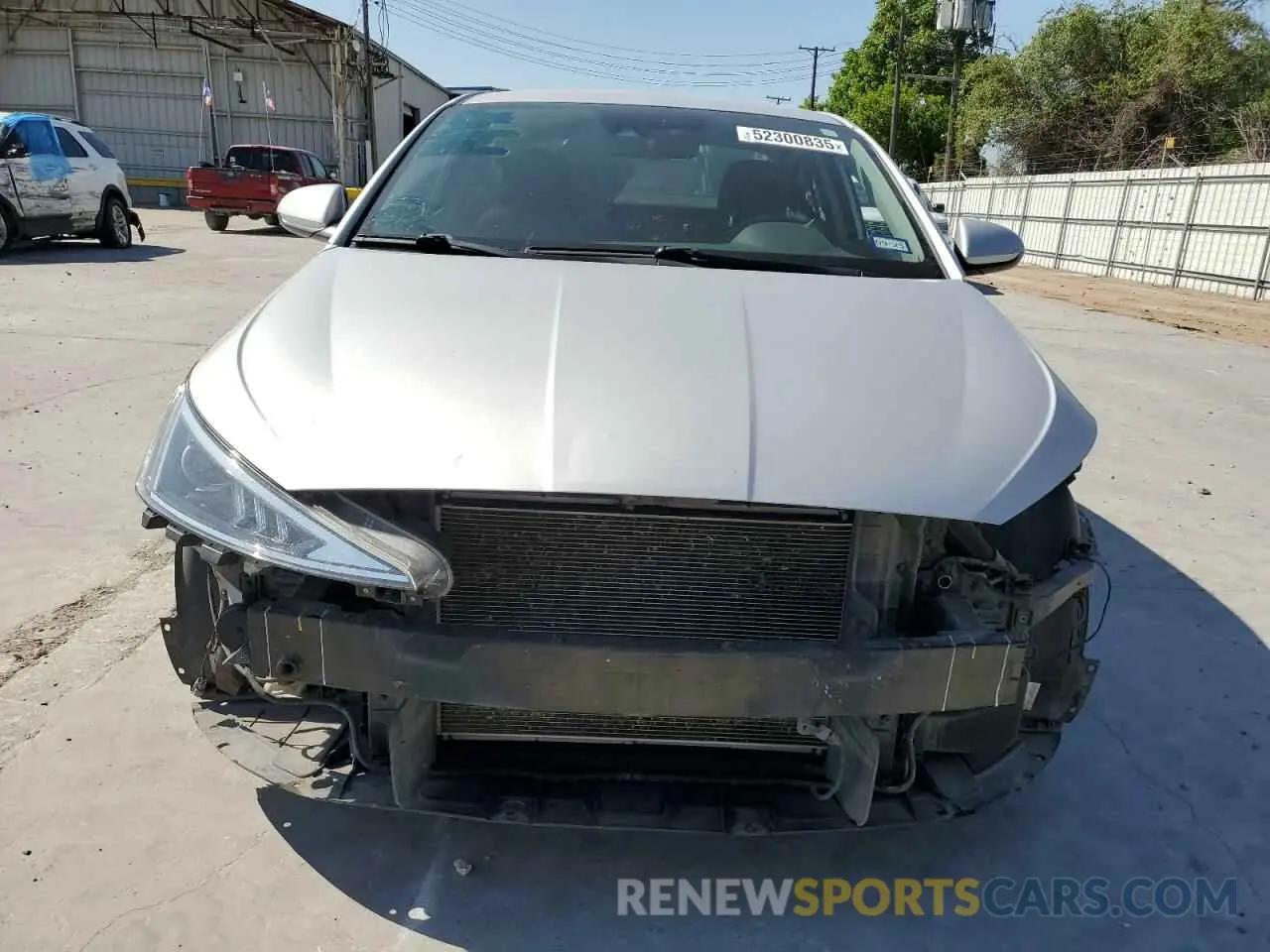 5 Photograph of a damaged car KMHD84LF4KU772882 HYUNDAI ELANTRA 2019