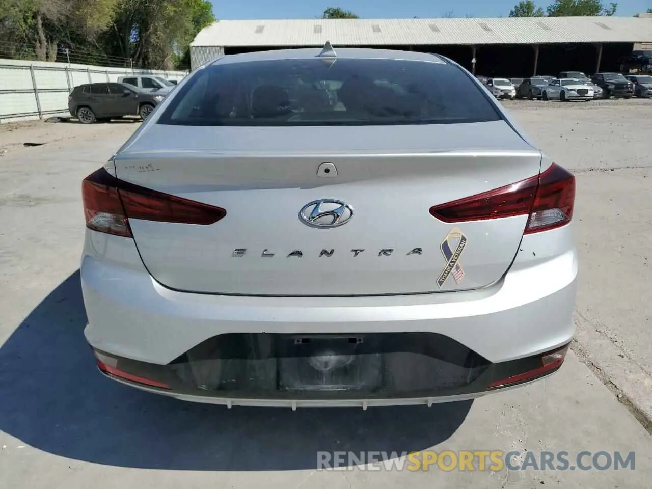 6 Photograph of a damaged car KMHD84LF4KU772882 HYUNDAI ELANTRA 2019