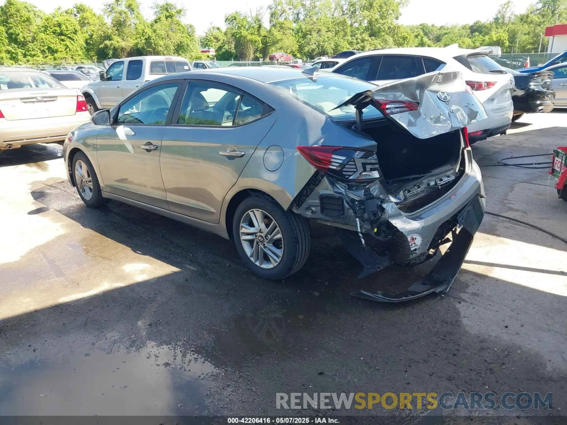 3 Photograph of a damaged car KMHD84LF4KU816525 HYUNDAI ELANTRA 2019