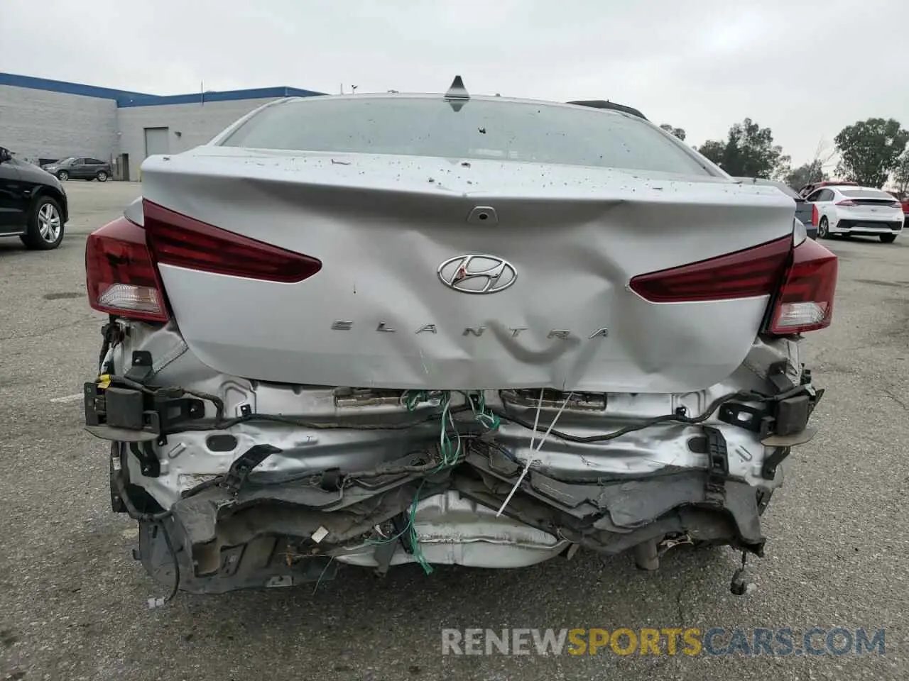 6 Photograph of a damaged car KMHD84LF4KU846558 HYUNDAI ELANTRA 2019
