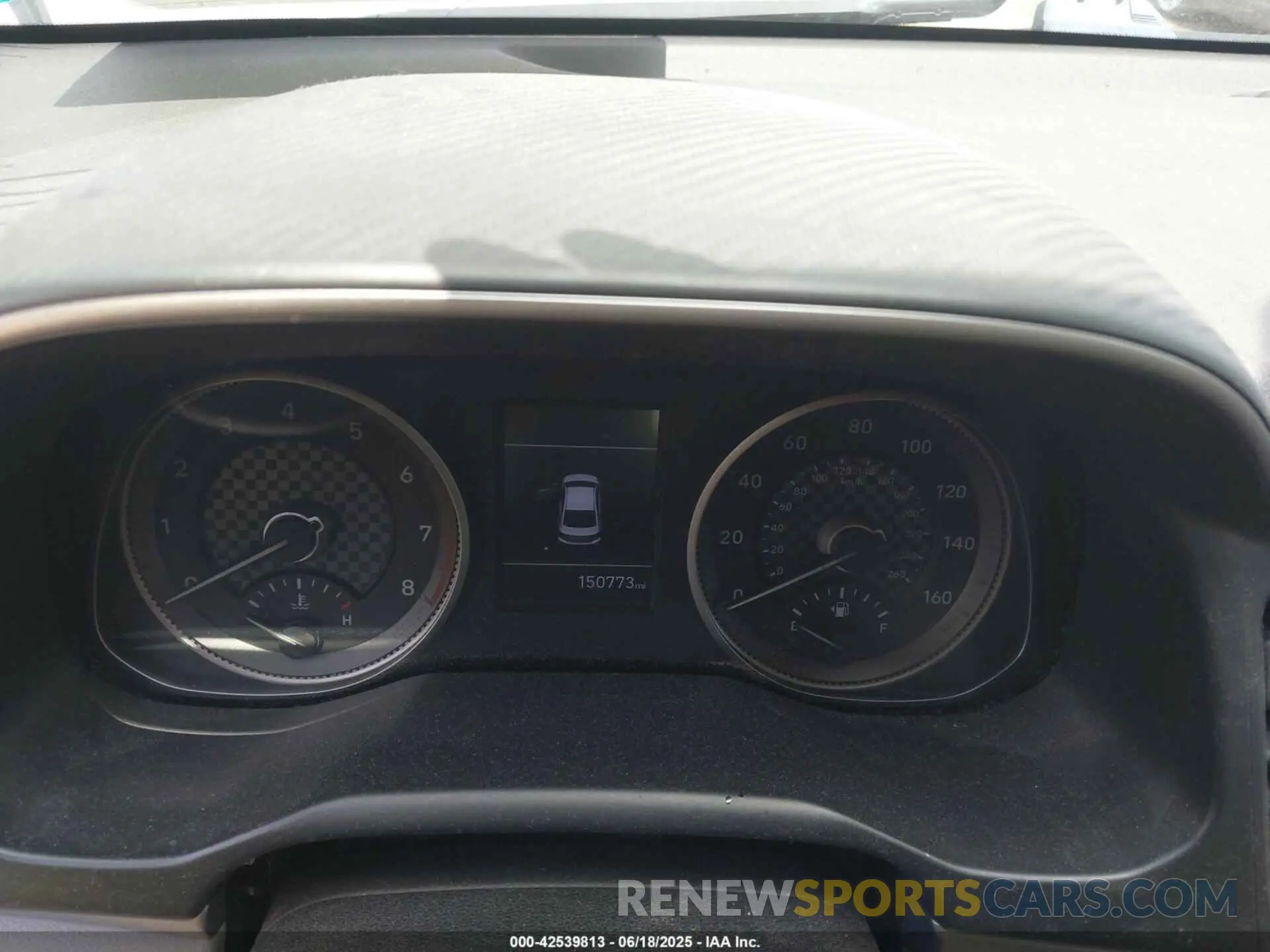 7 Photograph of a damaged car KMHD84LF5KU738904 HYUNDAI ELANTRA 2019