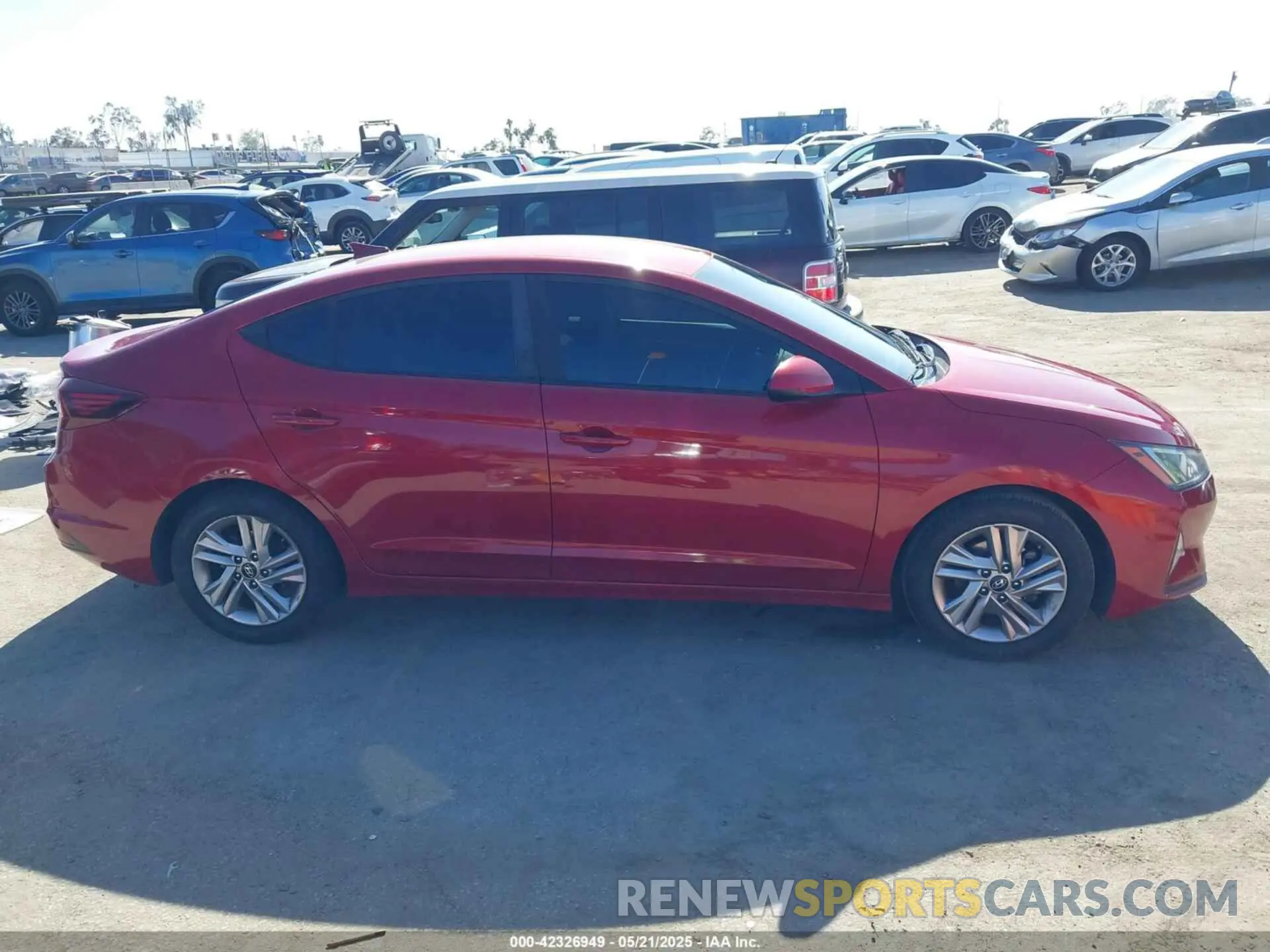 13 Photograph of a damaged car KMHD84LF5KU742399 HYUNDAI ELANTRA 2019