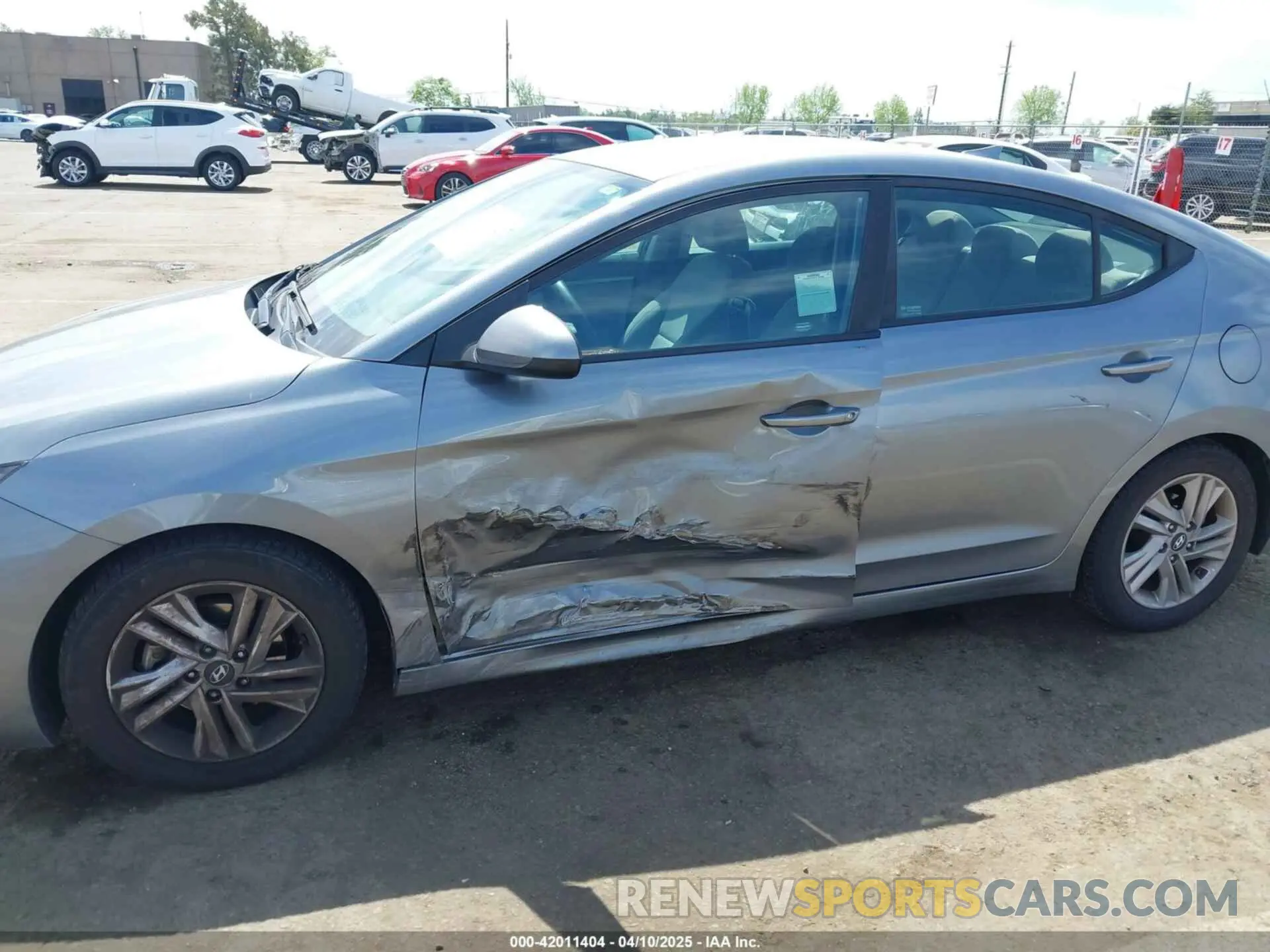 6 Photograph of a damaged car KMHD84LF5KU752284 HYUNDAI ELANTRA 2019