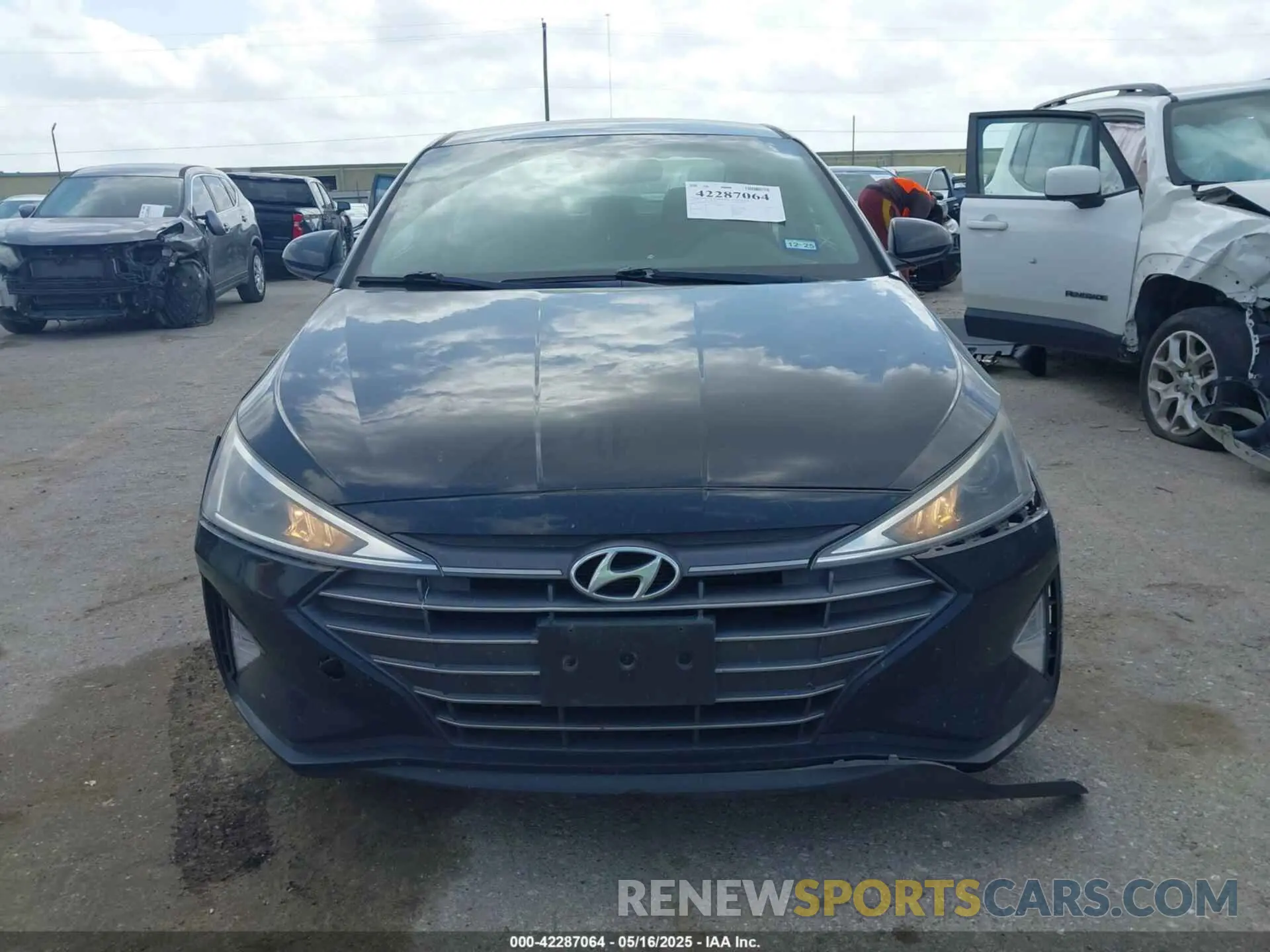 13 Photograph of a damaged car KMHD84LF5KU786869 HYUNDAI ELANTRA 2019