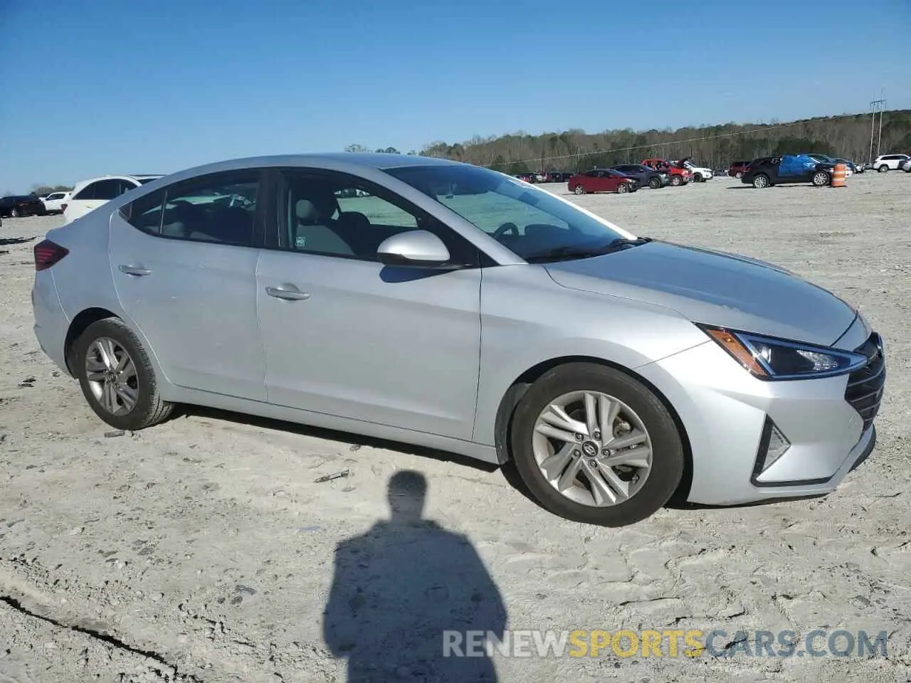 4 Photograph of a damaged car KMHD84LF5KU809082 HYUNDAI ELANTRA 2019