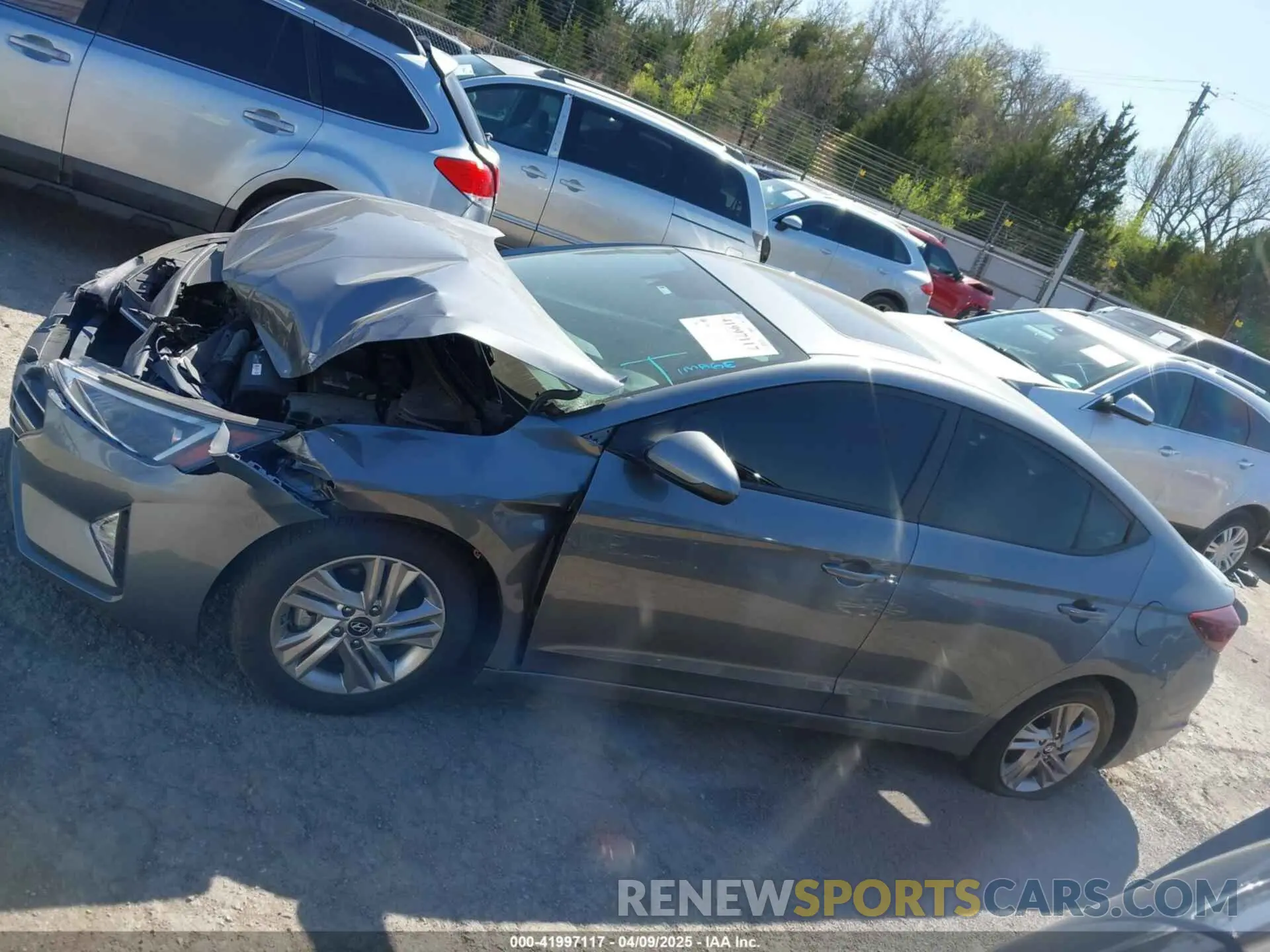 14 Photograph of a damaged car KMHD84LF5KU826044 HYUNDAI ELANTRA 2019
