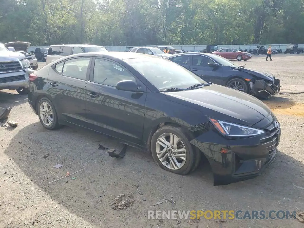 4 Photograph of a damaged car KMHD84LF5KU865667 HYUNDAI ELANTRA 2019