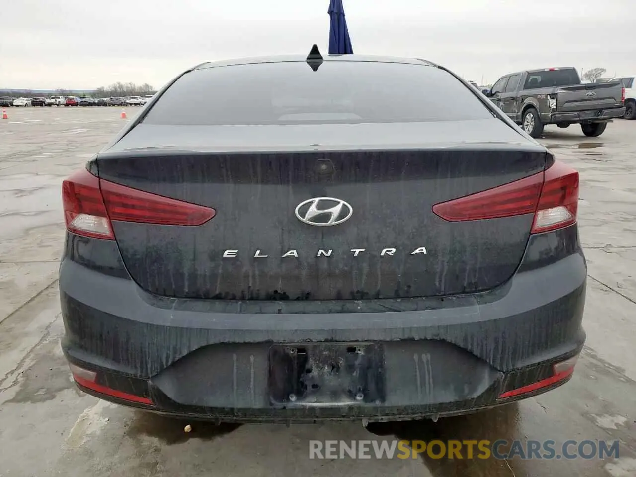 6 Photograph of a damaged car KMHD84LF5KU867239 HYUNDAI ELANTRA 2019